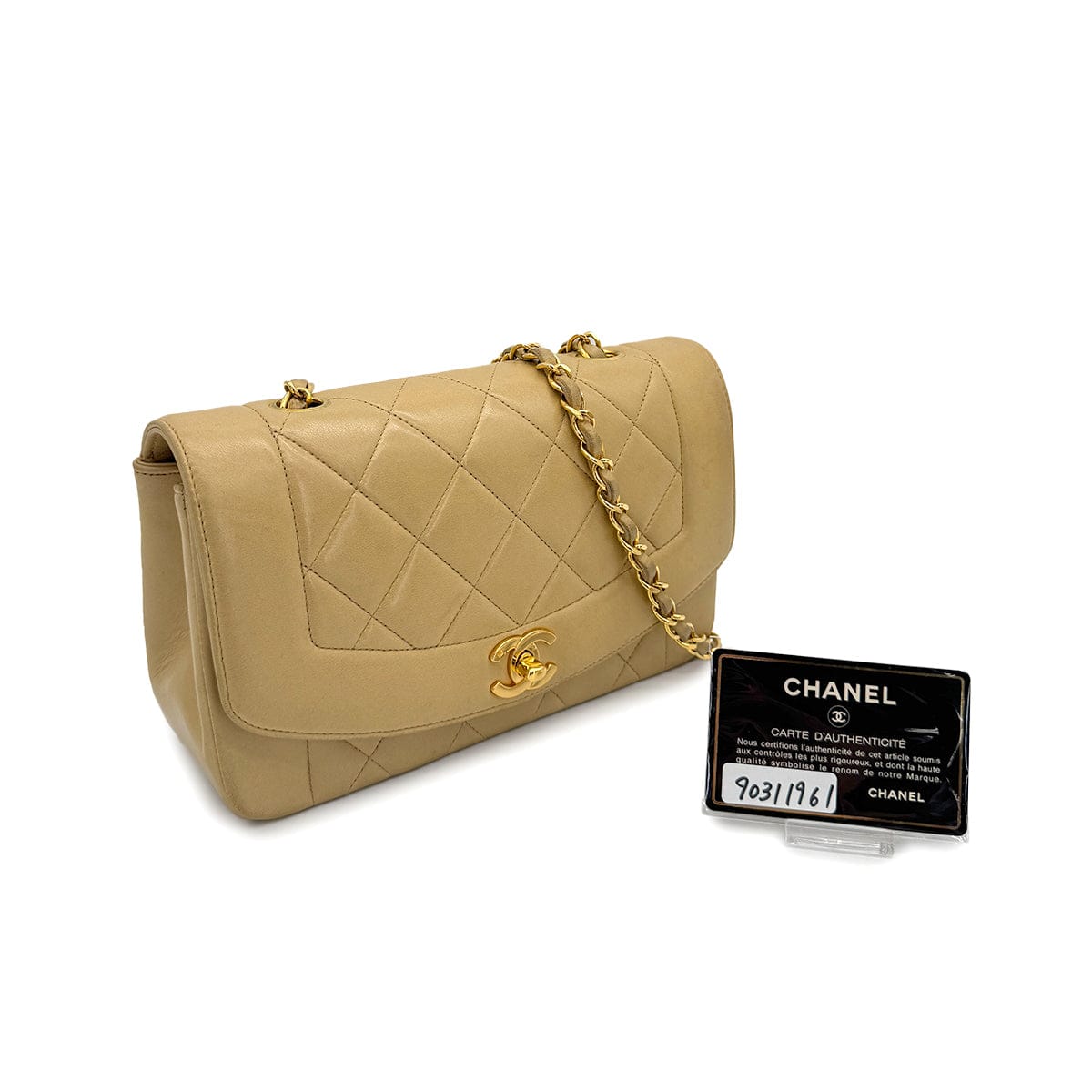 Luxury Promise Japan VINTAGE CHANEL DIANA SMALL CHAIN SHOULDER BAG BEIGE LAMB SKIN GOLD HARDWARE 90311961