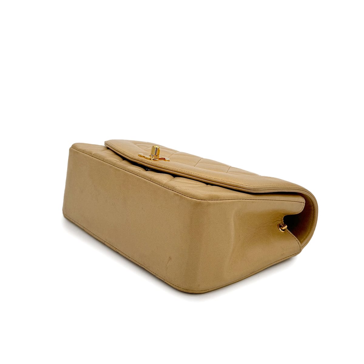Luxury Promise Japan VINTAGE CHANEL DIANA SMALL CHAIN SHOULDER BAG BEIGE LAMB SKIN GOLD HARDWARE 90311961