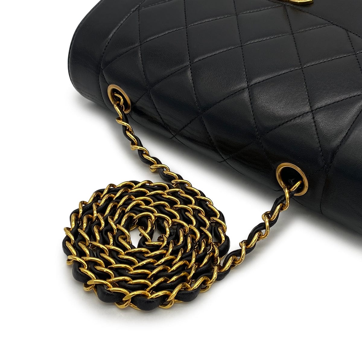 Luxury Promise Japan VINTAGE CHANEL DIANA SMALL CHAIN SHOULDER BAG BLACK LAMB SKIN GOLD HARDWARE 90317886