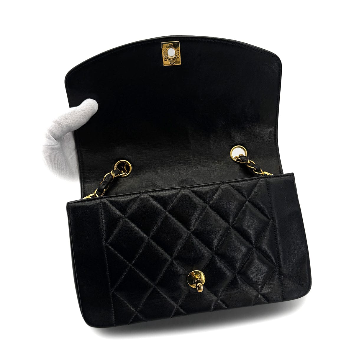 Luxury Promise Japan VINTAGE CHANEL DIANA SMALL CHAIN SHOULDER BAG BLACK LAMB SKIN GOLD HARDWARE 90318631