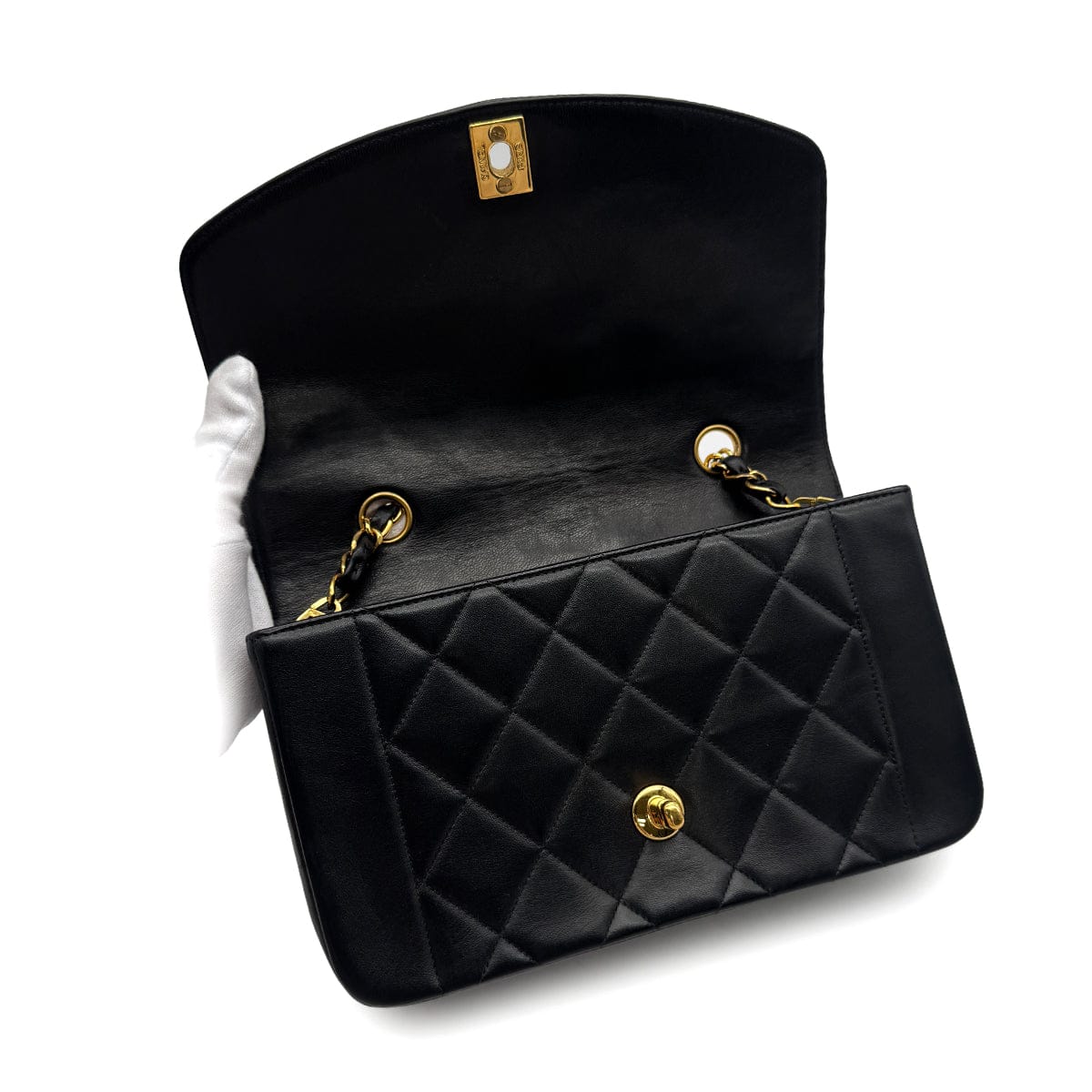 Luxury Promise Japan VINTAGE CHANEL DIANA SMALL CHAIN SHOULDER BAG BLACK LAMB SKIN GOLD HARDWARE 90323458