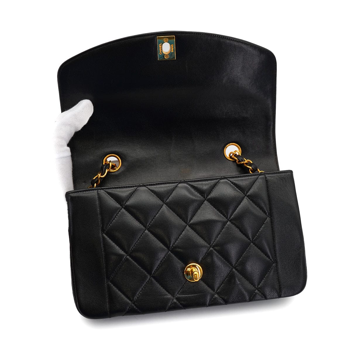 Luxury Promise Japan VINTAGE CHANEL DIANA SMALL CHAIN SHOULDER BAG BLACK LAMB SKIN GOLD HARDWARE 90327064