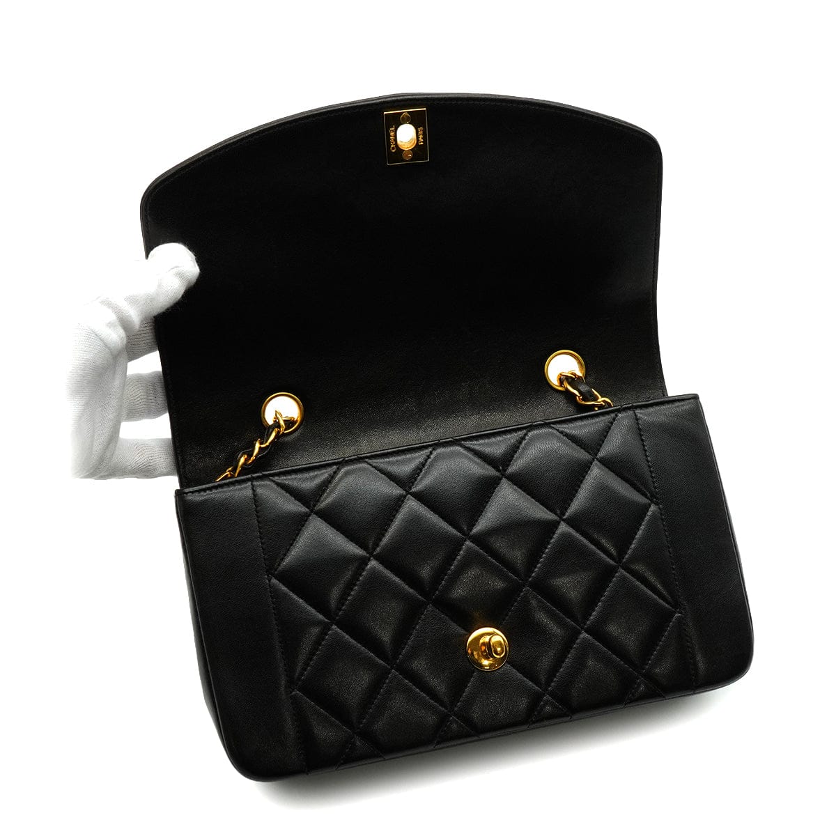 Luxury Promise Japan VINTAGE CHANEL DIANA SMALL CHAIN SHOULDER BAG BLACK LAMB SKIN GOLD HARDWARE 90344092