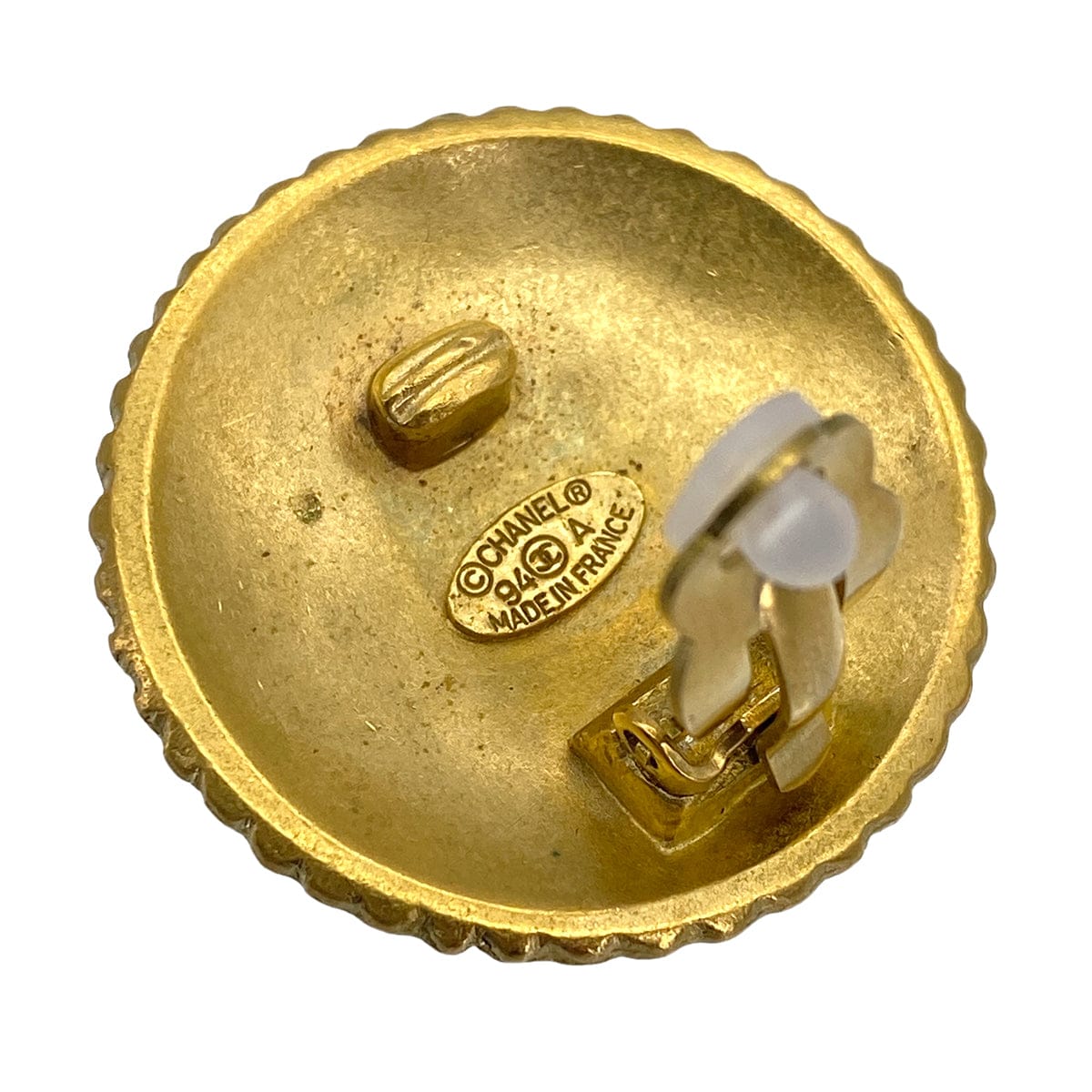 Luxury Promise Japan VINTAGE CHANEL EARRINGS ROUND LOGO GOLD ACCESSORY 94A 90322033
