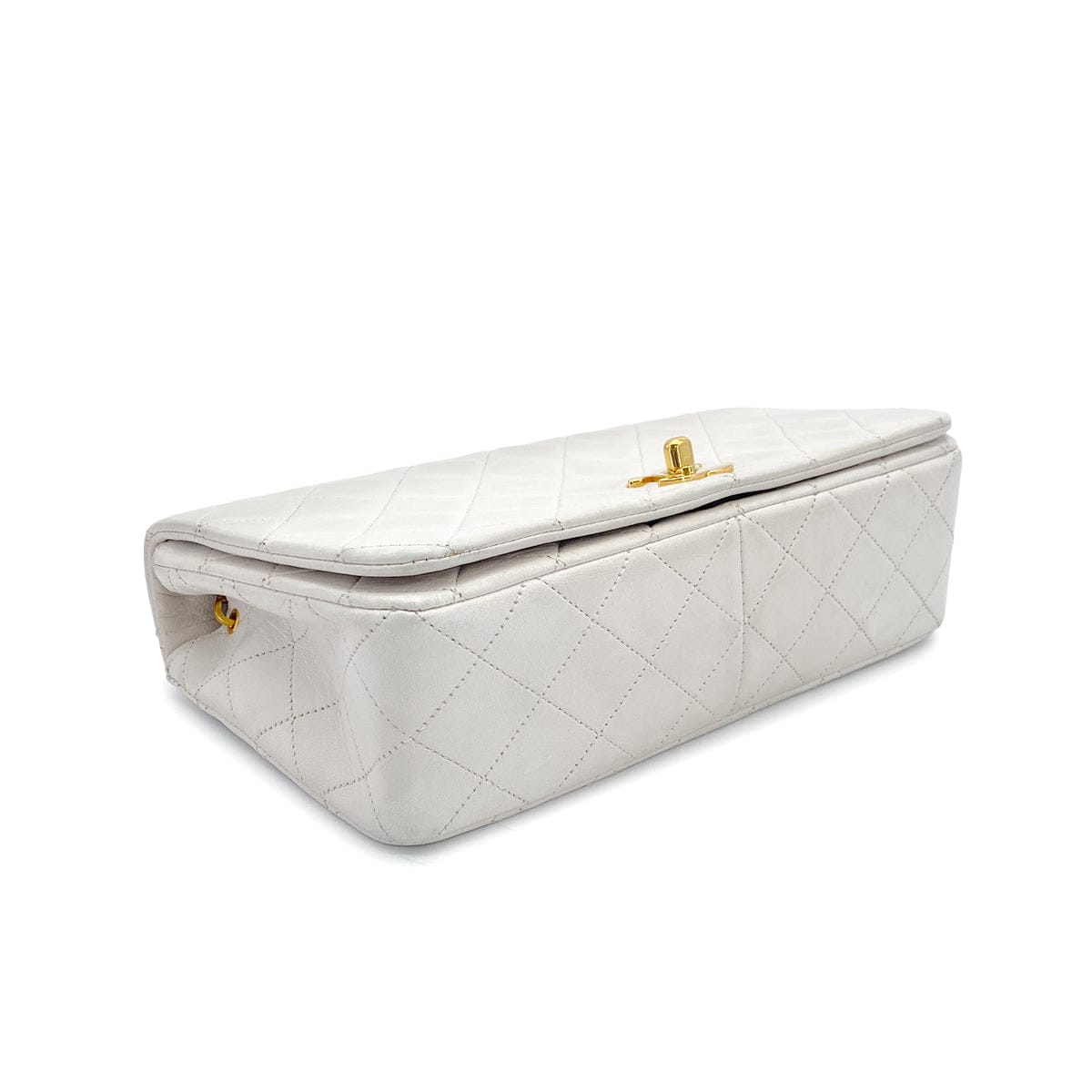 Luxury Promise Japan VINTAGE CHANEL FULL FLAP CHAIN SHUOLDER BAG WHITE LAMB SKIN GOLD HARDWARE 90321767