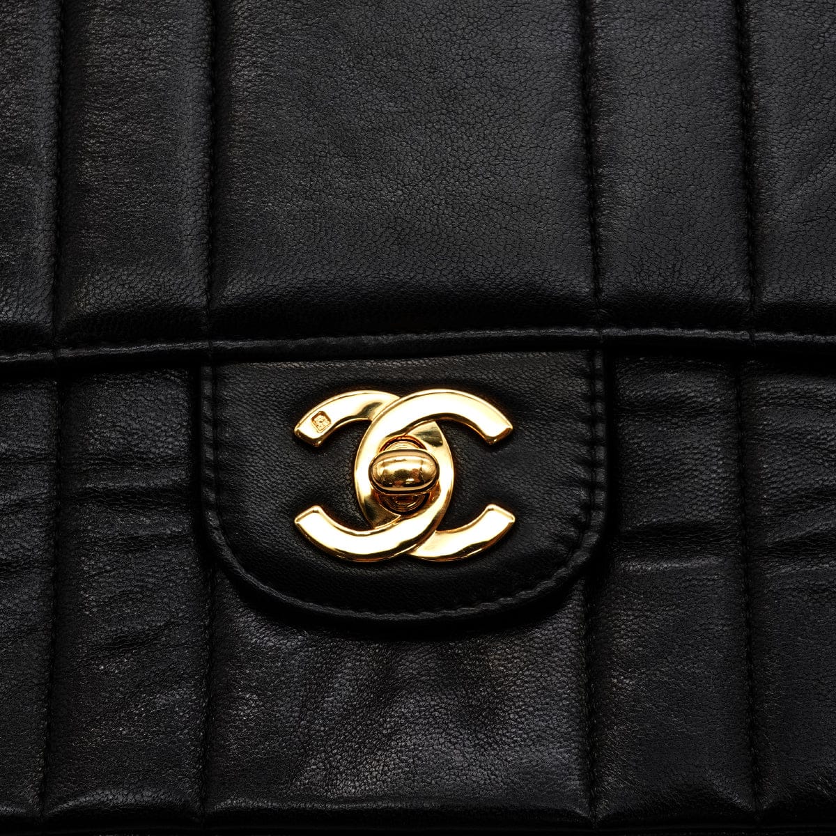 Luxury Promise Japan VINTAGE CHANEL MADEMOISELLE CHAIN SHOULDER BAG BLACK  LAMB SKIN GOLD HARDWARE 90346141