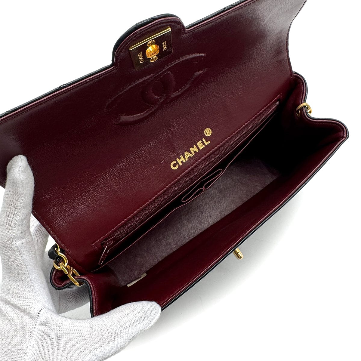 Luxury Promise Japan VINTAGE CHANEL MATELASSE CHAIN SHOULDER BAG BLACK LAMB SKIN GOLD HARDWARE 90316162
