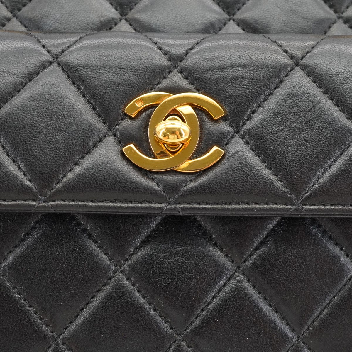 Luxury Promise Japan VINTAGE CHANEL MATELASSE CHAIN SHOULDER BAG BLACK LAMB SKIN GOLD HARDWARE 90334155