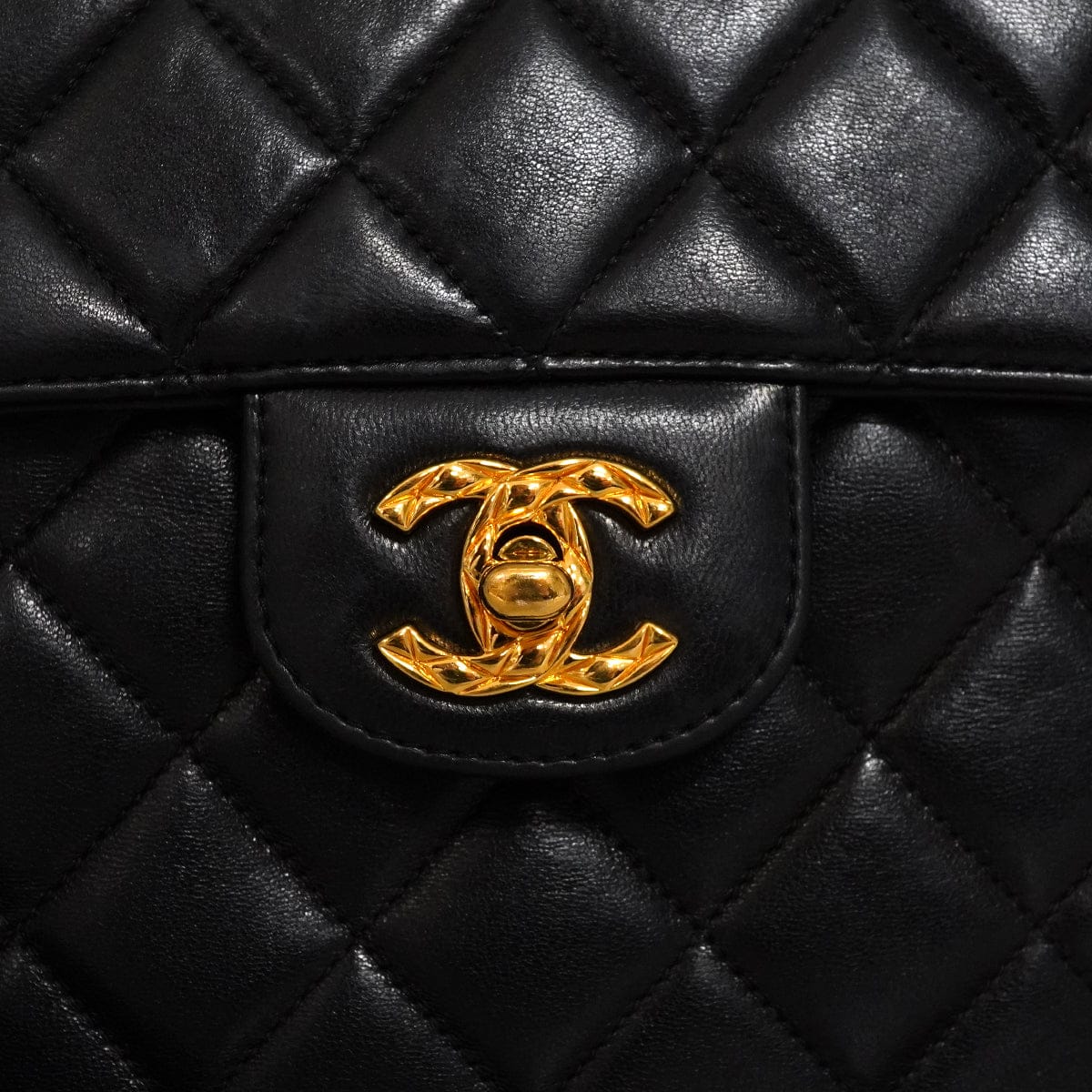 Luxury Promise Japan VINTAGE CHANEL MATELASSE FRINGE CHAIN SHUOLDER BAG BLACK LAMB SKIN GOLD HARDWARE 90344387