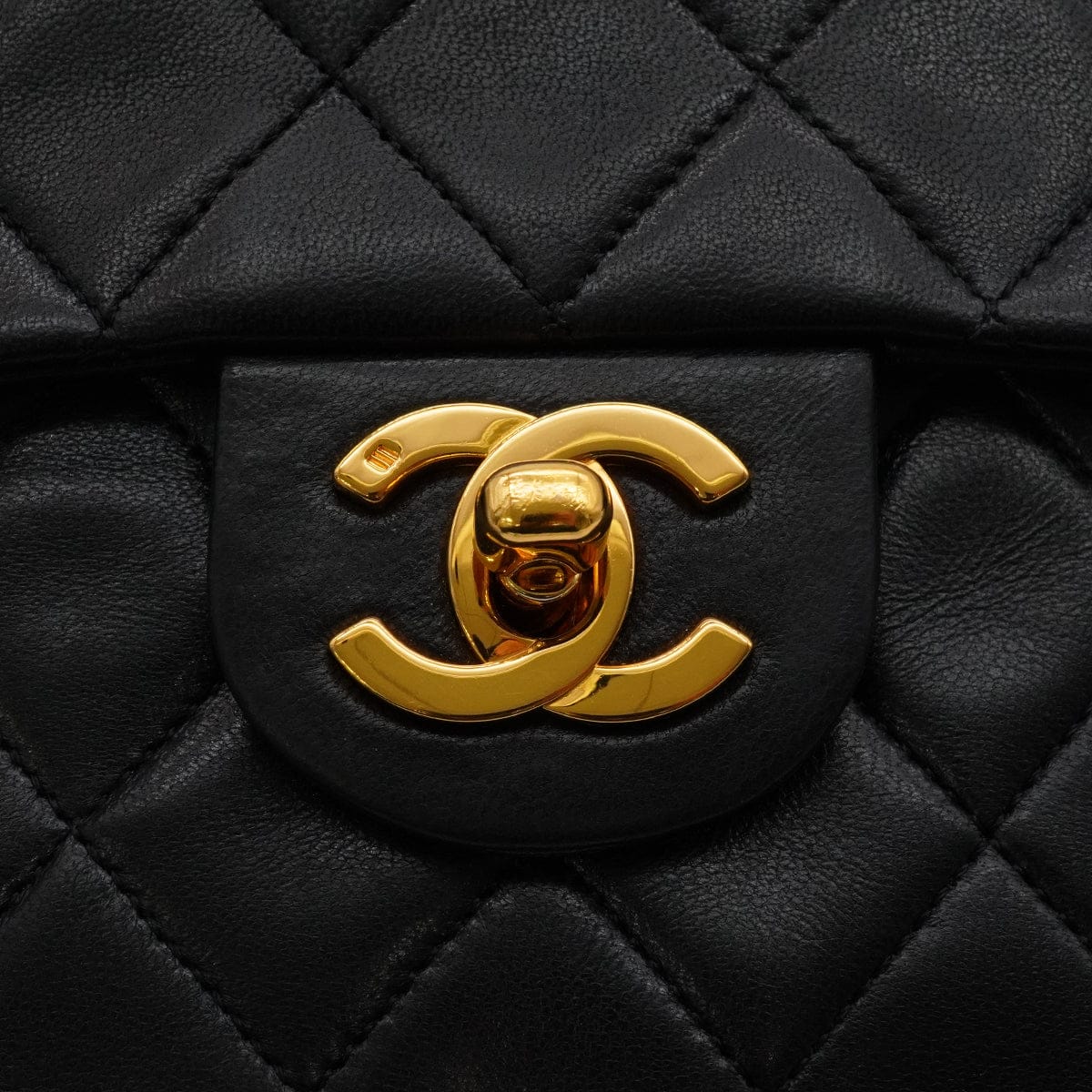 Luxury Promise Japan VINTAGE CHANEL MINI SQUARE 17 CHAIN SHOULDER BAG BLACK LAMB SKIN GOLD HARDWARE 90343923