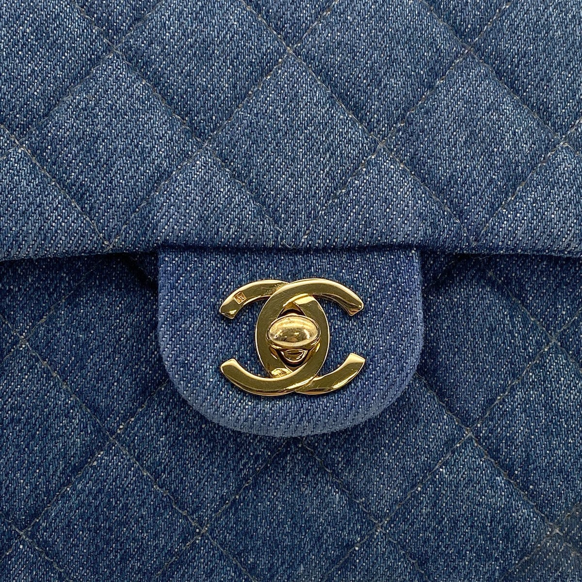 Luxury Promise Japan VINTAGE CHANEL MINI SQUARE 17 CHAIN SHOULDER BAG BLUE DENIM GOLD HARDWAR 90234630