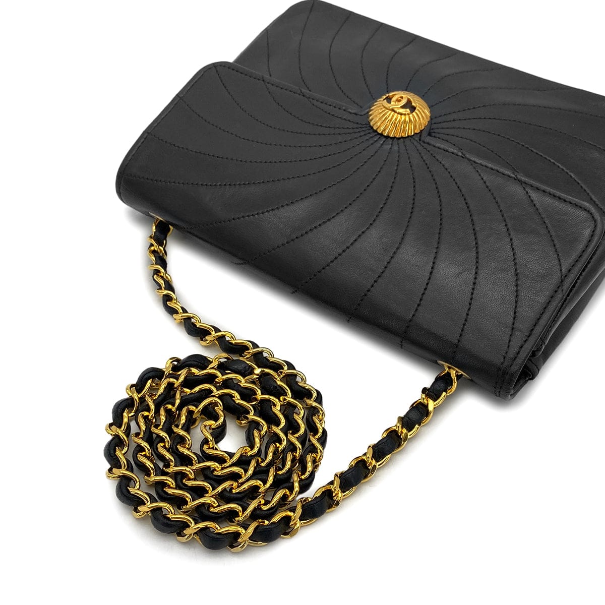 Luxury Promise Japan VINTAGE CHANEL SPIRAL CHAIN SHOULDER BAG BLACK LAMB SKIN GOLD HARDWARE 90315438