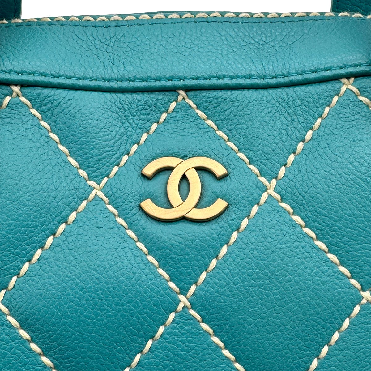 Luxury Promise Japan VINTAGE CHANEL WILD STITCH HAND BAG BLUE CAVIAR SKIN GOLD HARDWARE 90319319