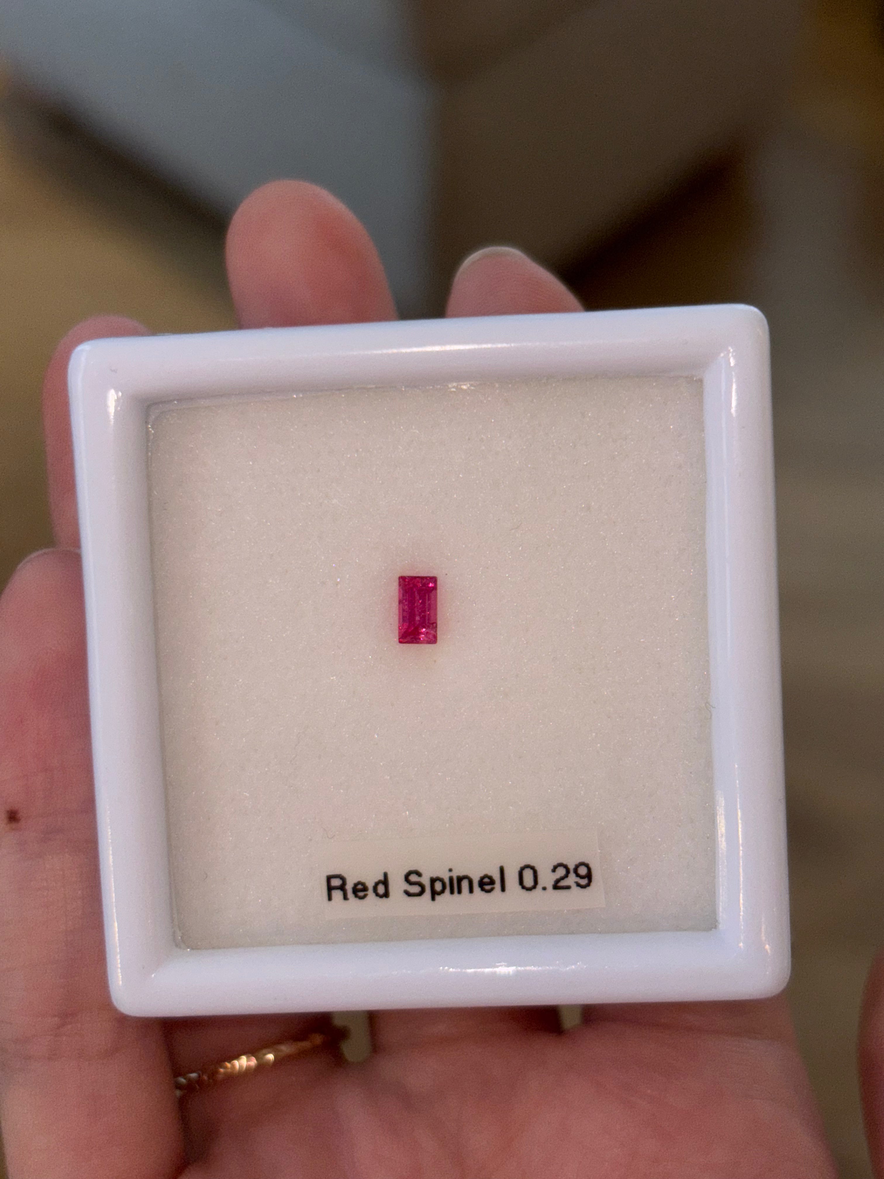 Luxury Promise 0.29ct Vibrant Pink Spinel Emerald DXBCD0746