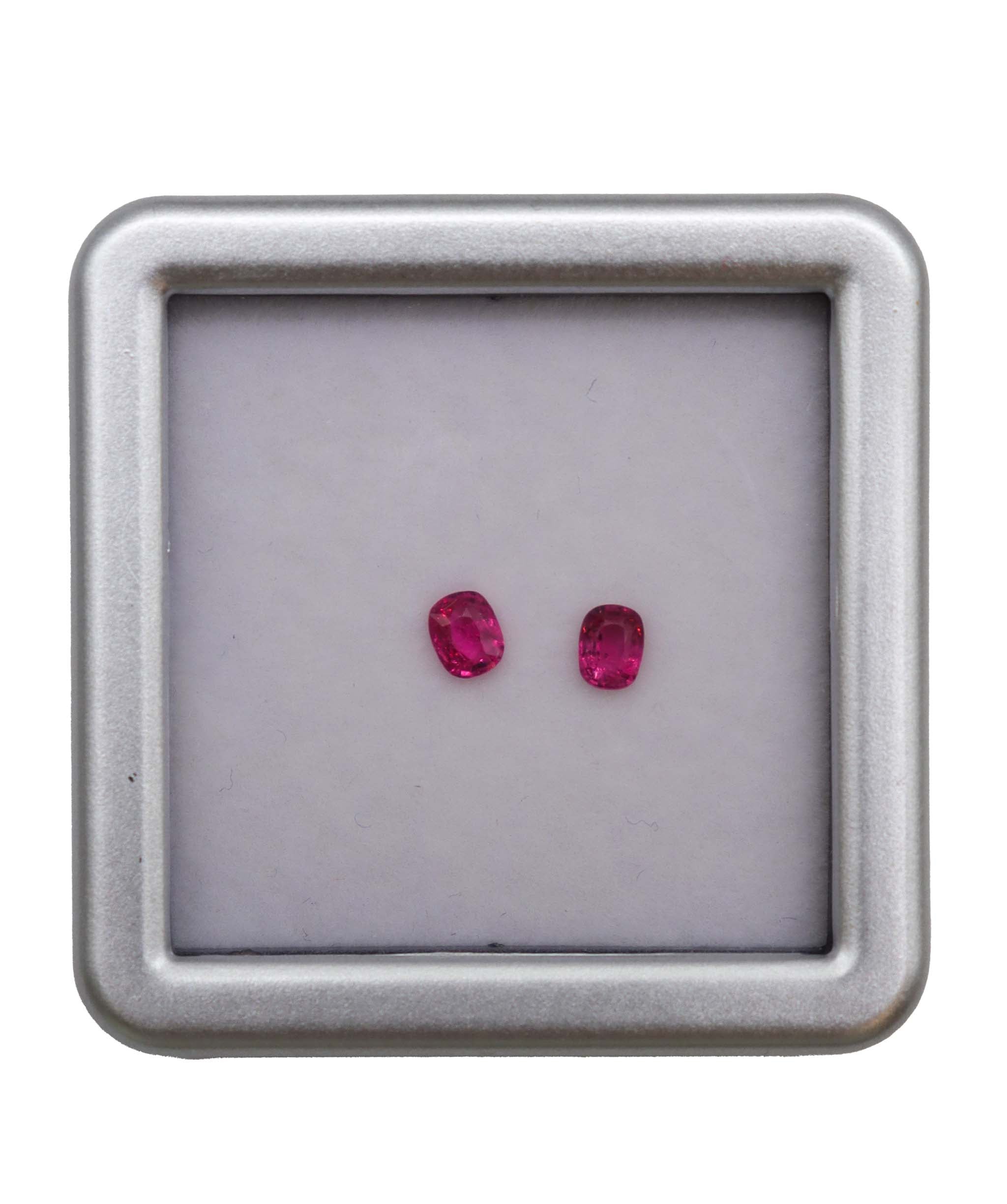Luxury Promise 0.41ct Jedi Spinel PAIR DXBCD0728