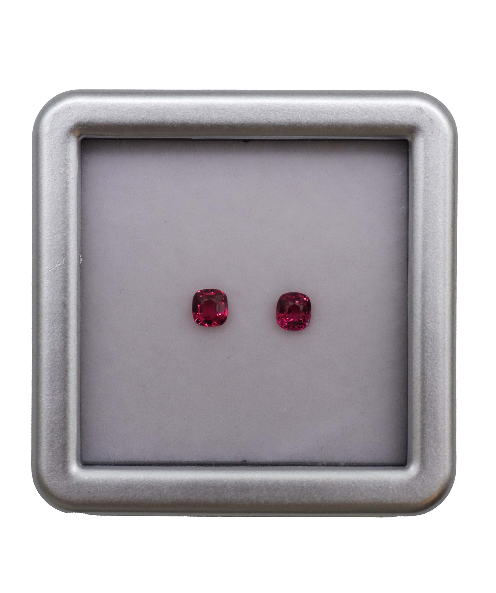 Luxury Promise 0.45ct Jedi Spinel PAIR DXBCD0726