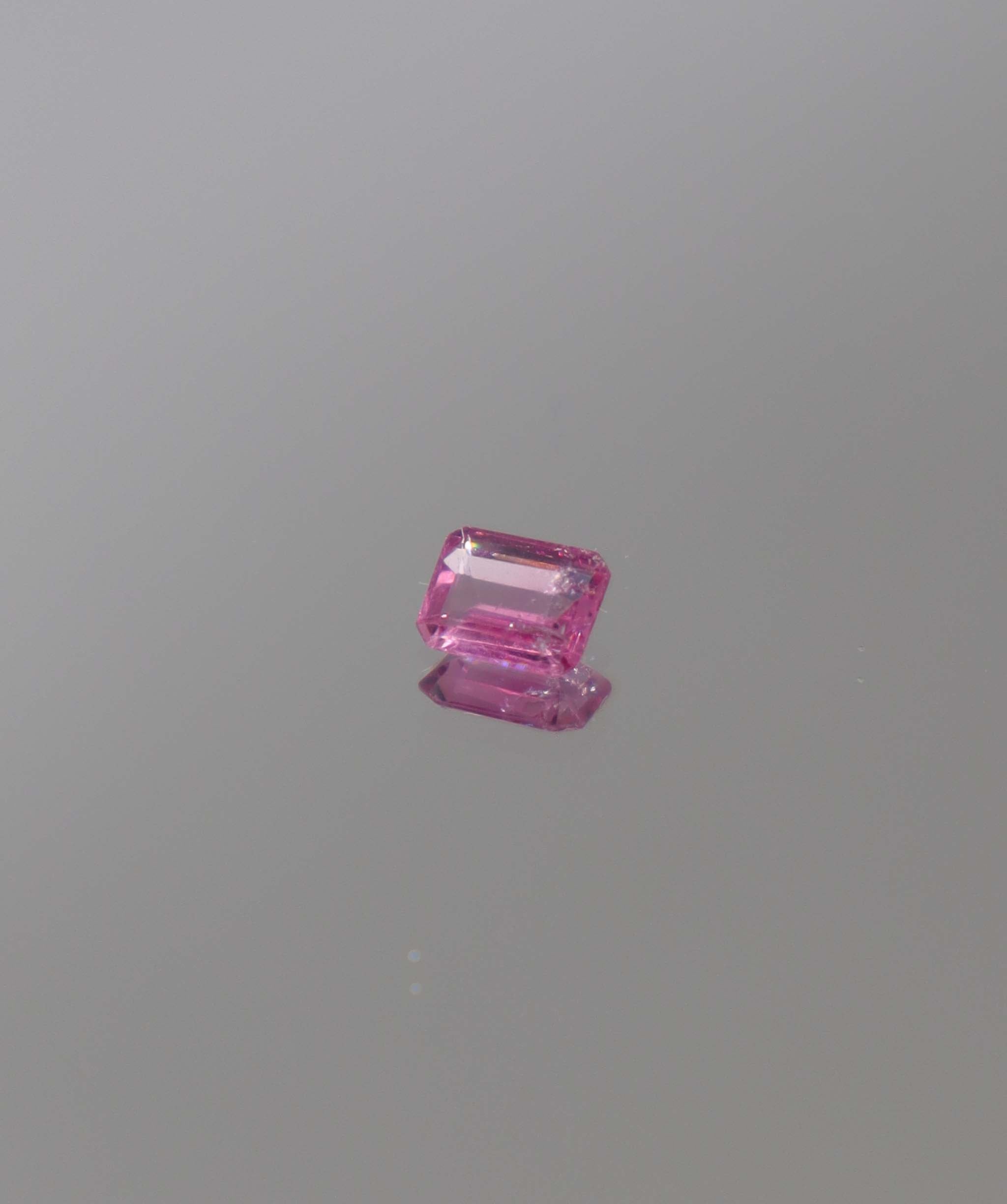 Luxury Promise 0.46ct Pink Spinel Emerald DXBCD1278