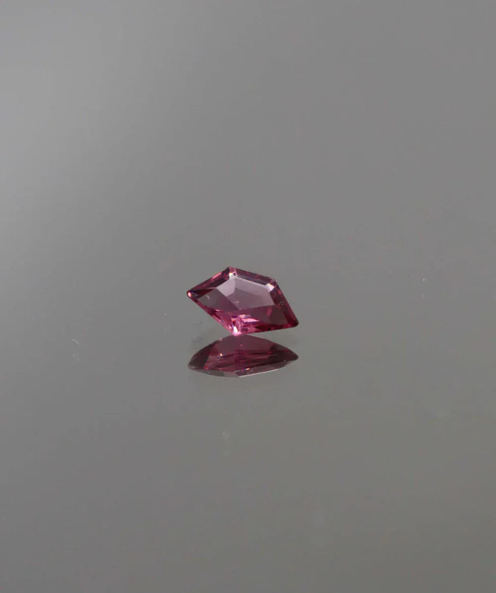 Luxury Promise 0.49ct Light Purple Spinel Custom cut DXBCS3166