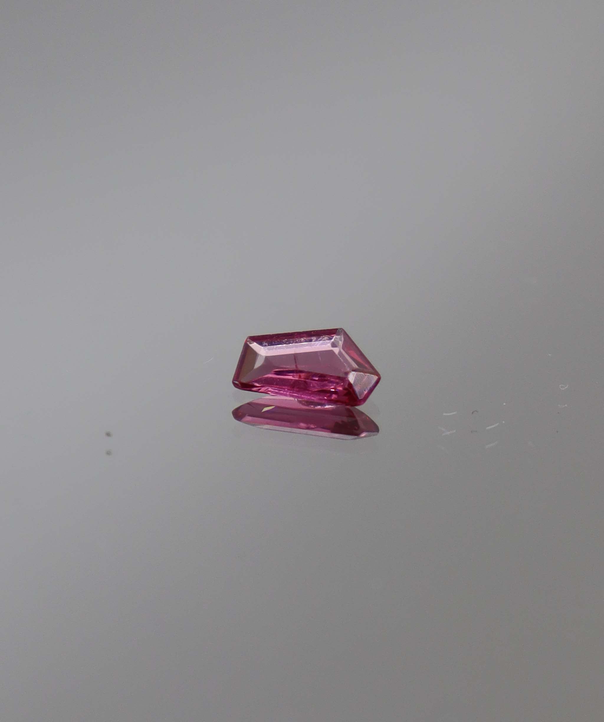 Luxury Promise 0.50ct Pink Spinel Custom cut DXBCD1377