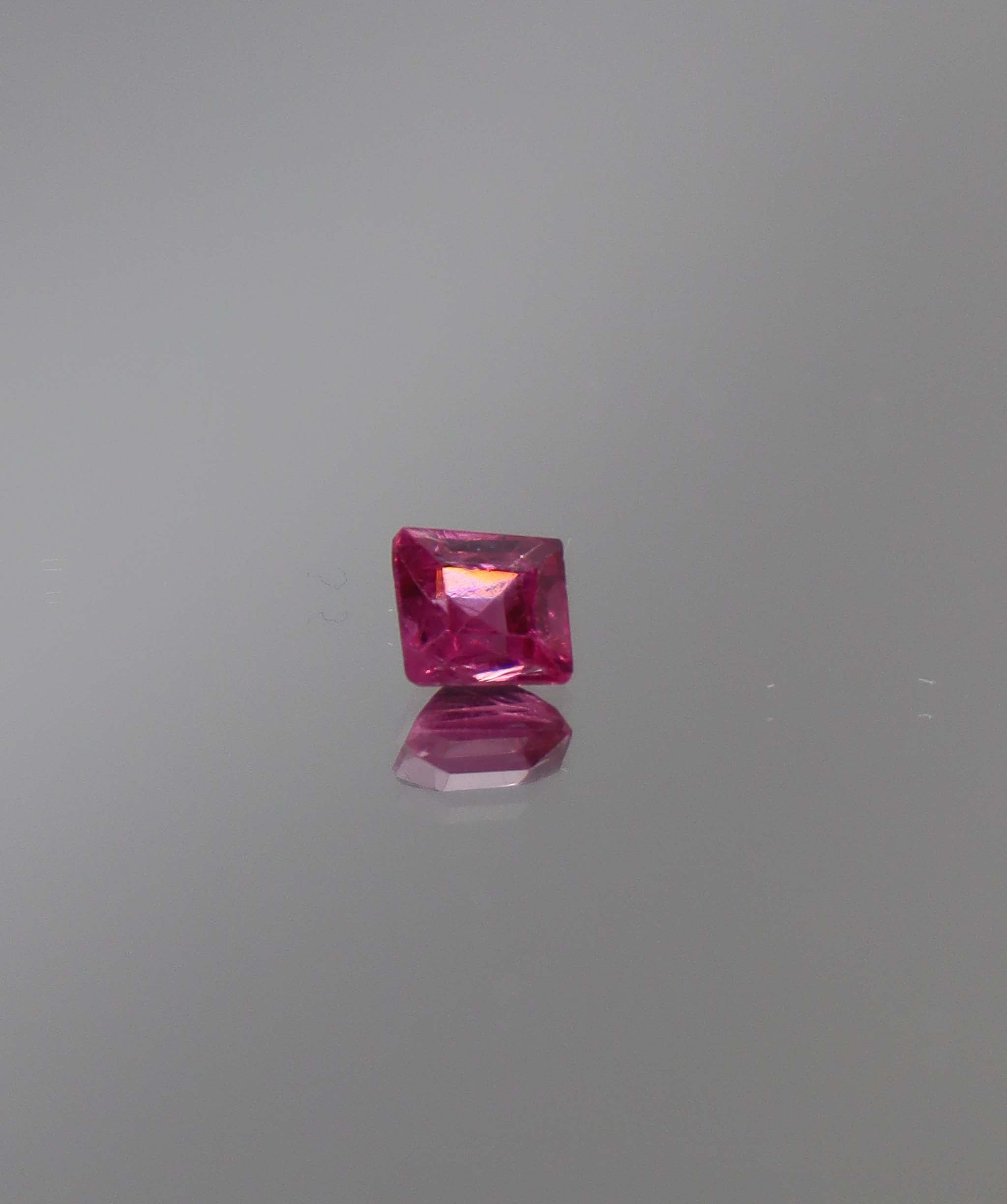 Luxury Promise 0.52ct Pink Spinel Custom cut DXBCD1349