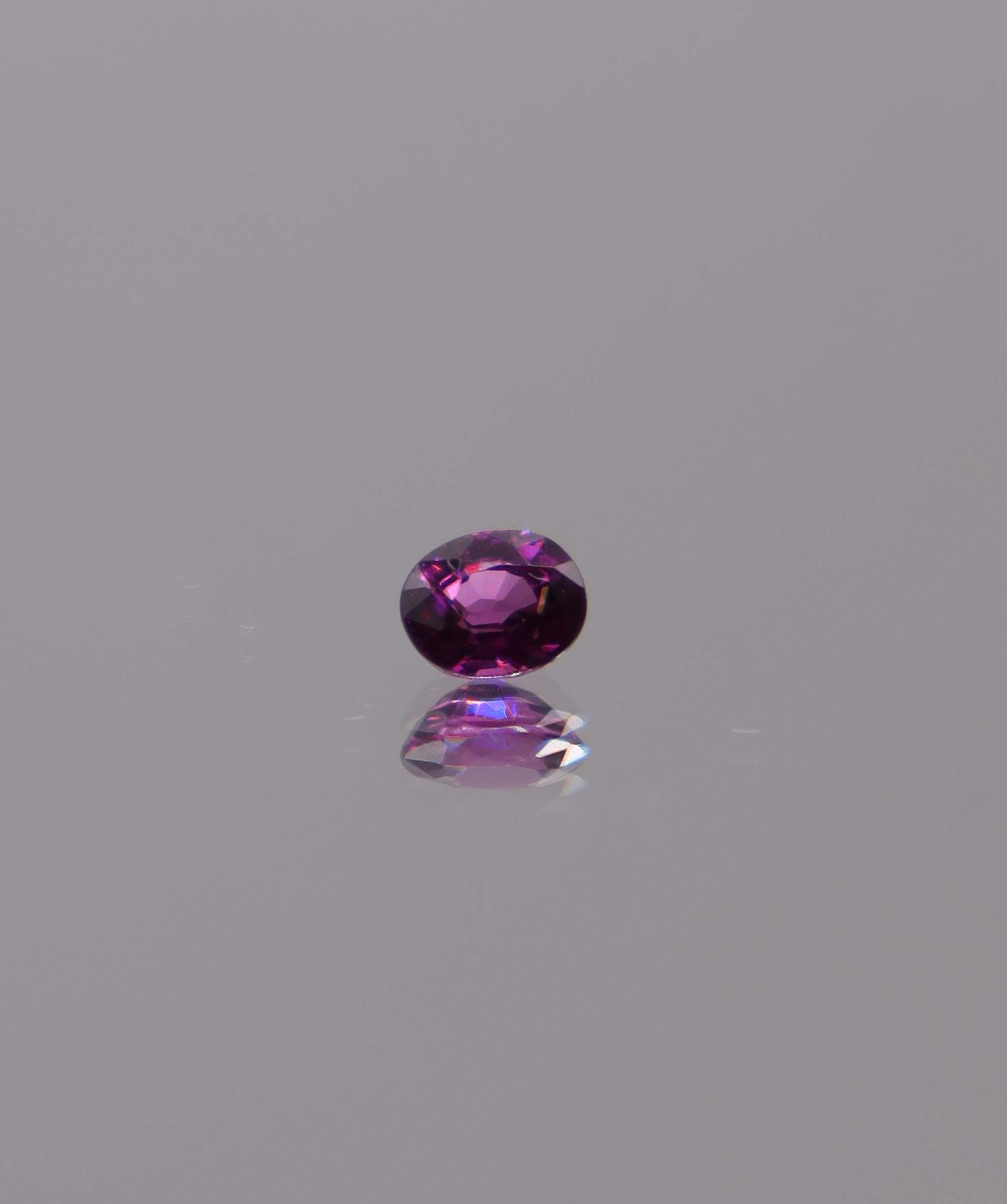 Luxury Promise 0.56ct Purple Rhodolite Garnet Oval DXBS6039