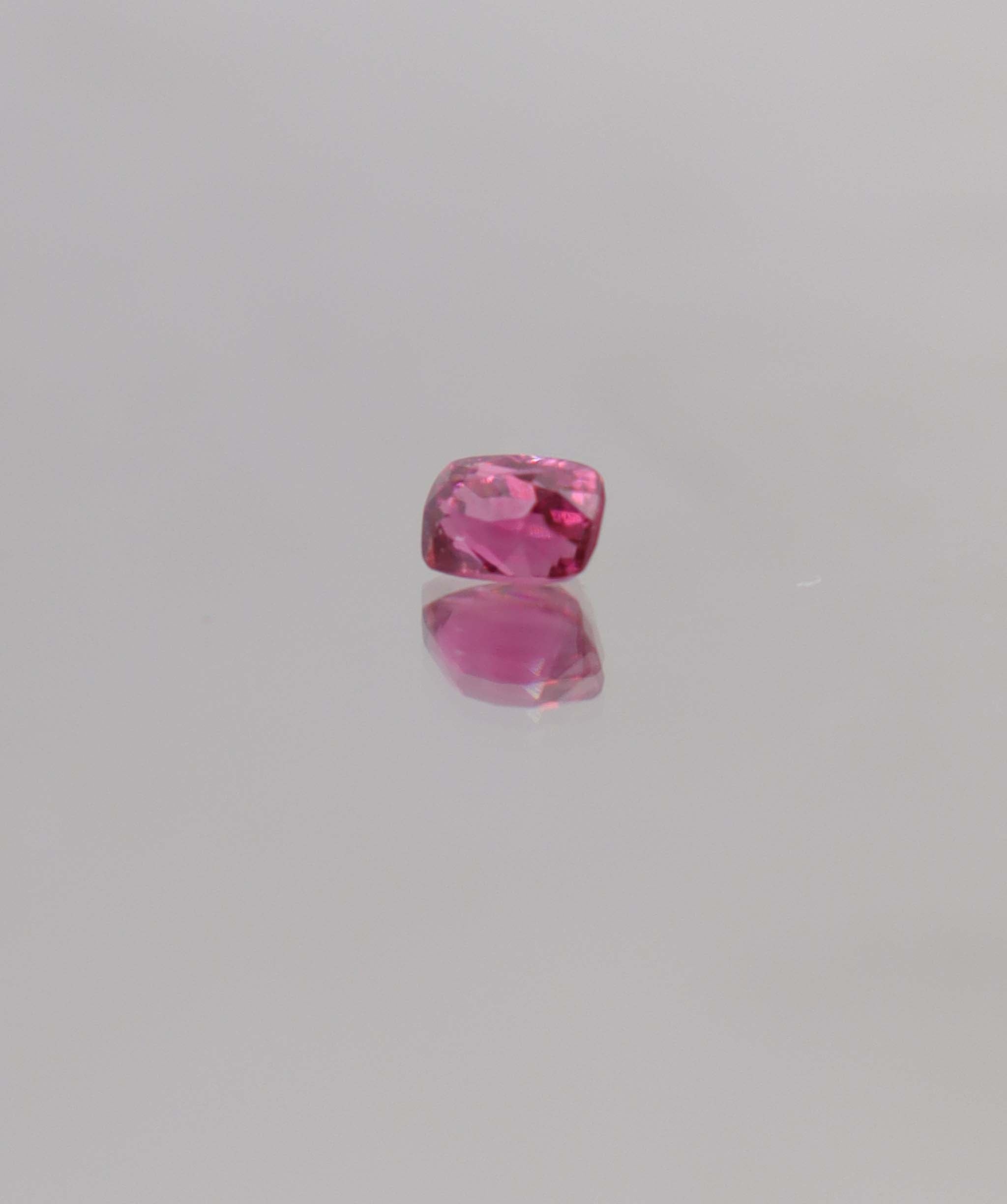 Luxury Promise 0.5ct   red spinel DXBCS0973