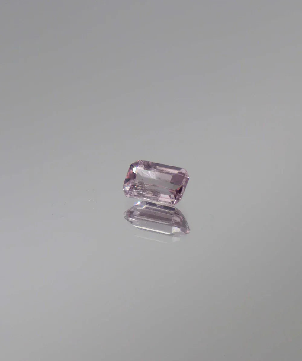 Luxury Promise 0.60ct Light Purple Spinel Emerald DXBCS3136