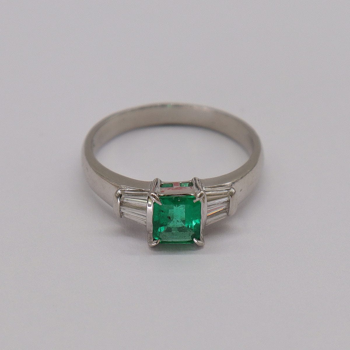 Luxury Promise 0.63ct Emerald 0.36ct Diamond Platinum Ring Size US 8 DXBS5576