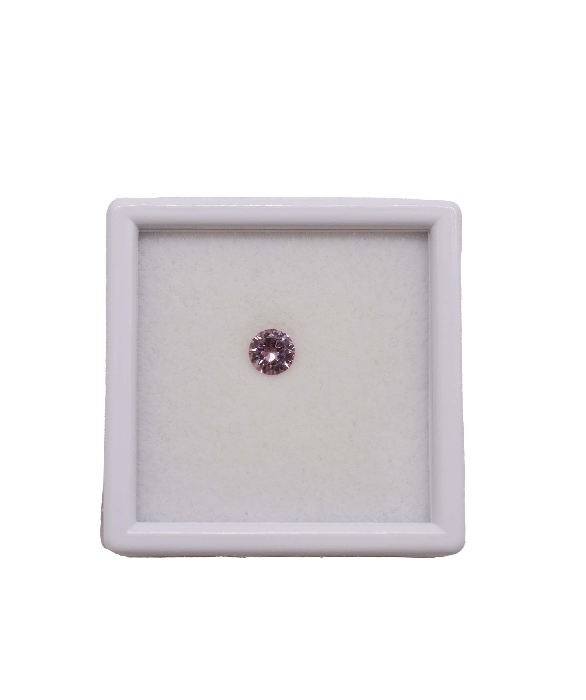 Luxury Promise 0.63ct Malaya garnet round shape 90