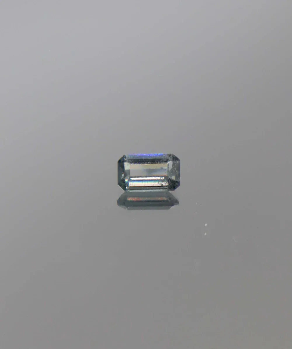 Luxury Promise 0.64ct Gray Spinel Emerald DXBCS3137