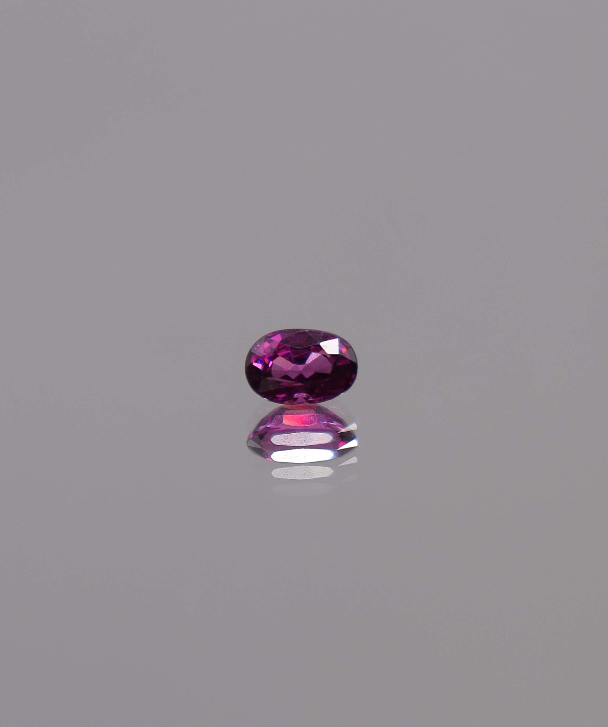 Luxury Promise 0.69ct Purple Rhodolite Garnet Oval DXBS5966