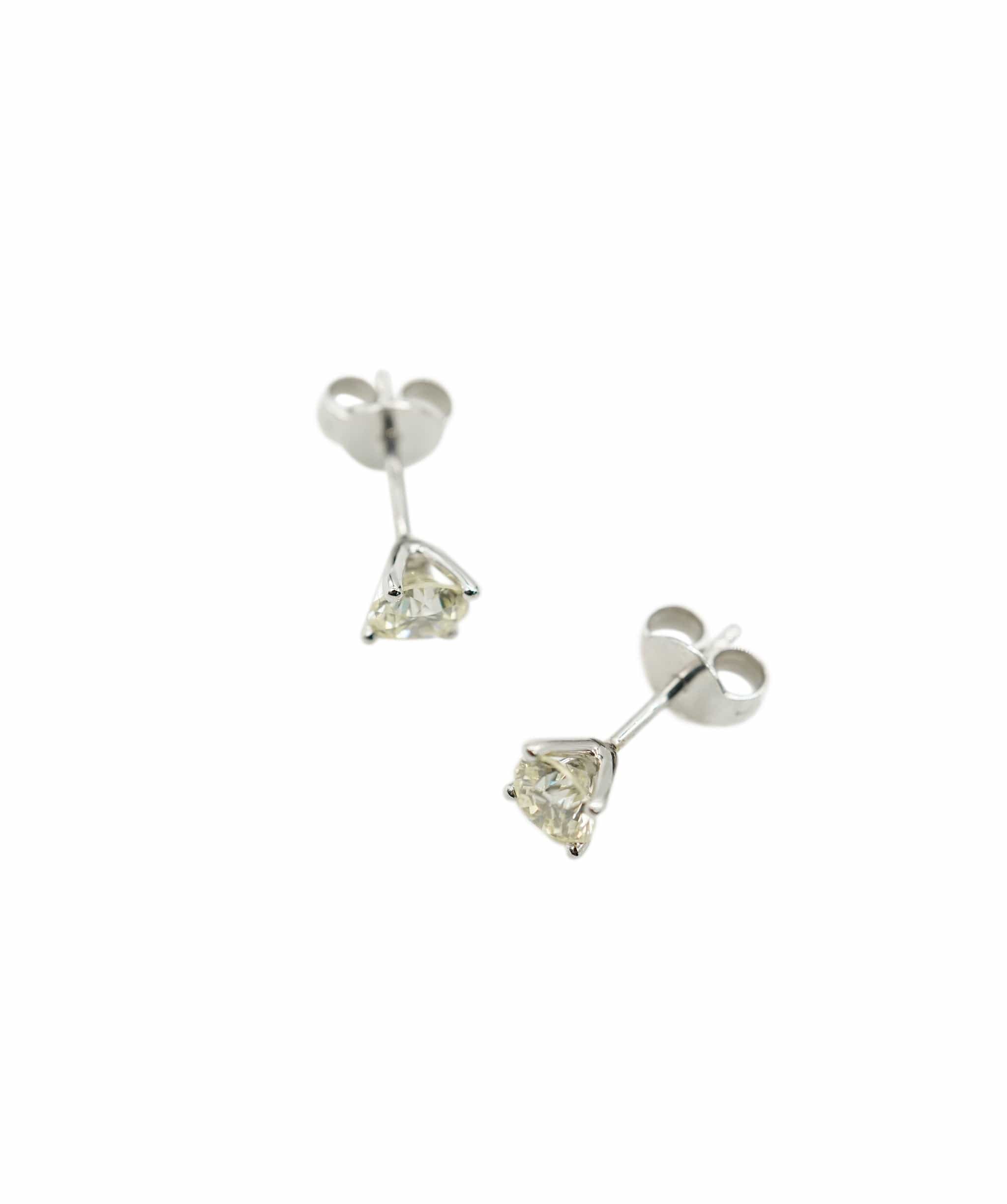 Luxury Promise 0.6ct WG RB earrings  DXBN0182