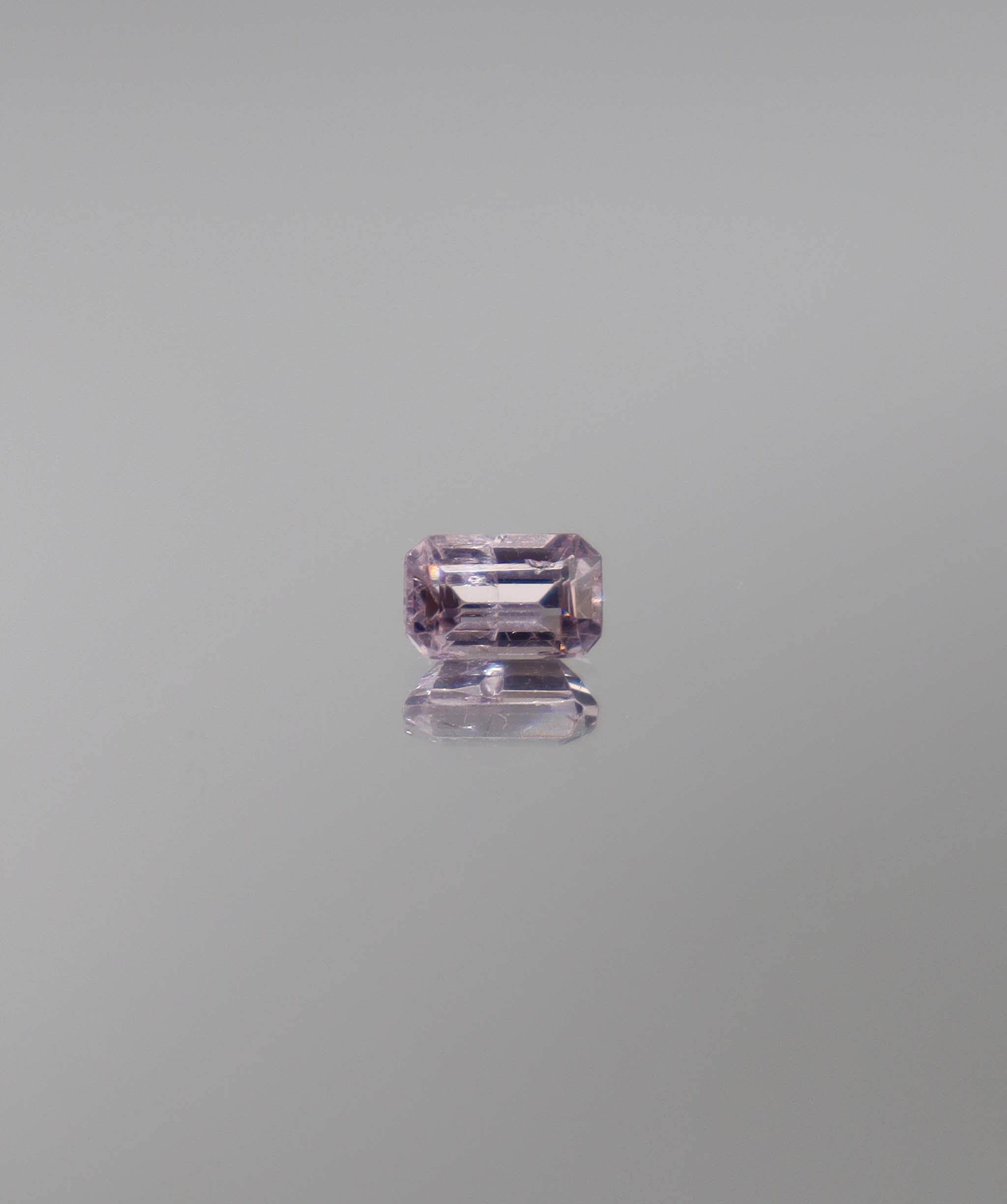 Luxury Promise 0.71ct Light Purple Spinel Emerald DXBCD1286