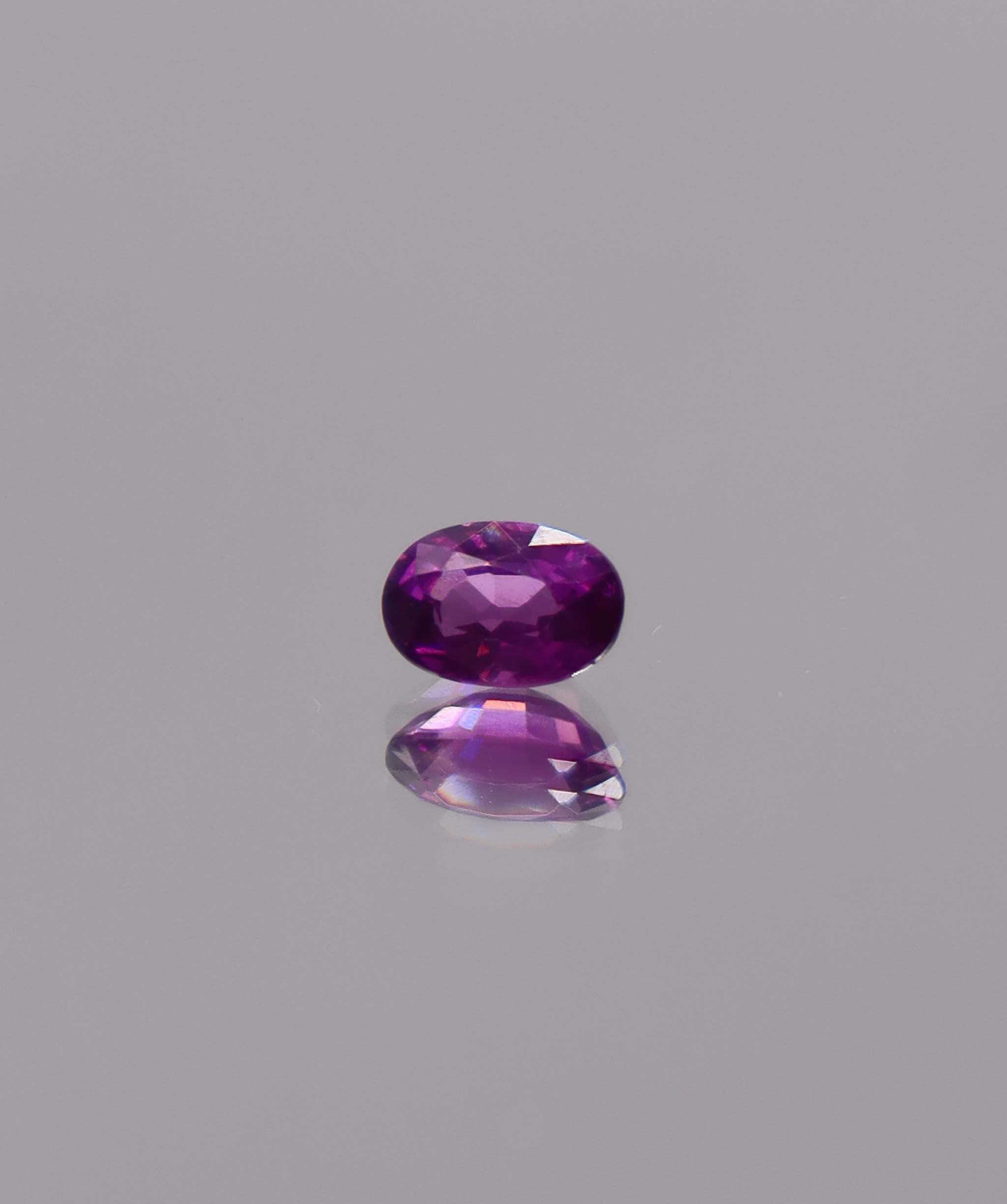 Luxury Promise 0.72ct Purple Rhodolite Garnet Oval DXBS6029