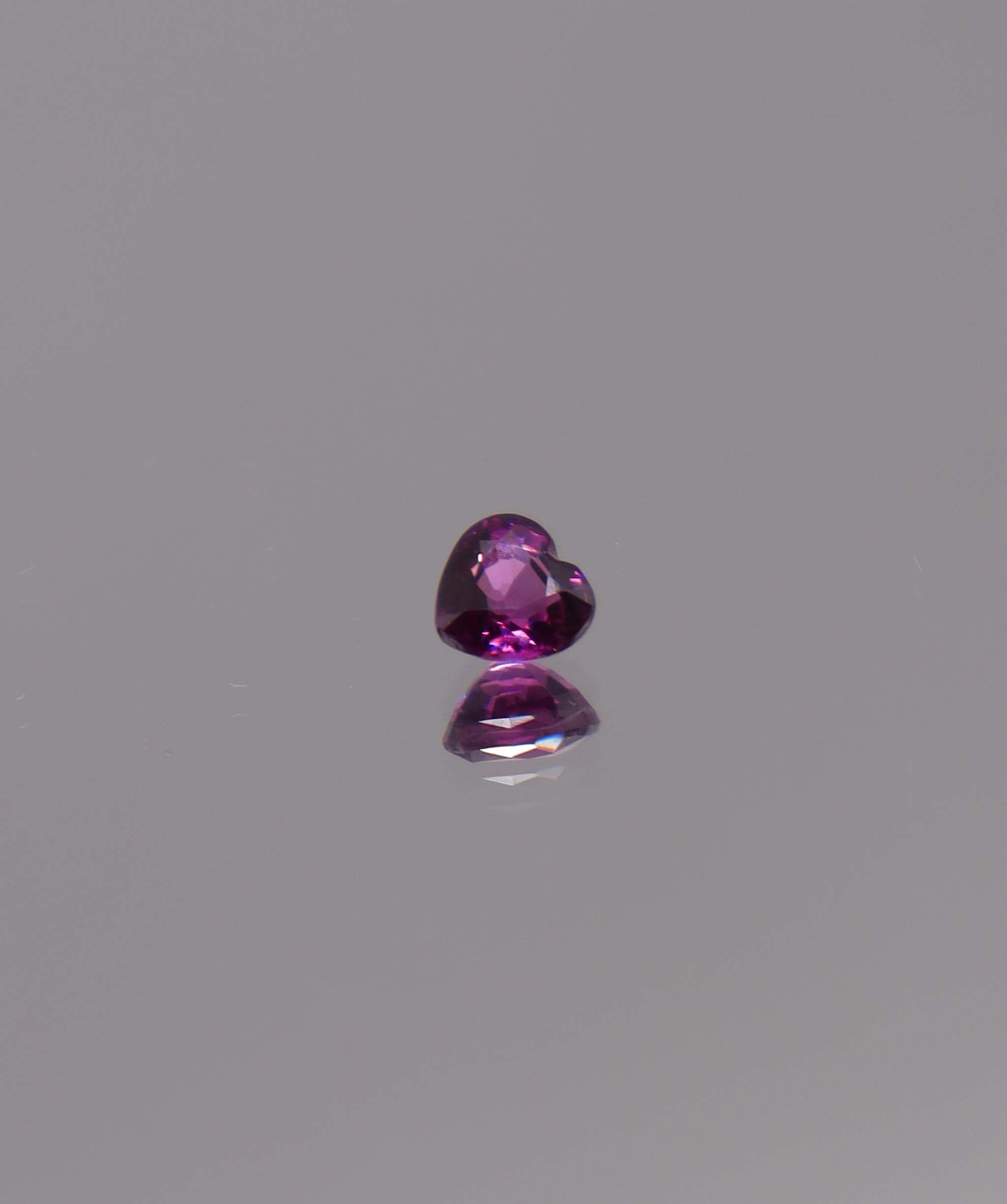 Luxury Promise 0.74ct Purple Rhodolite Garnet Heart DXBS6013