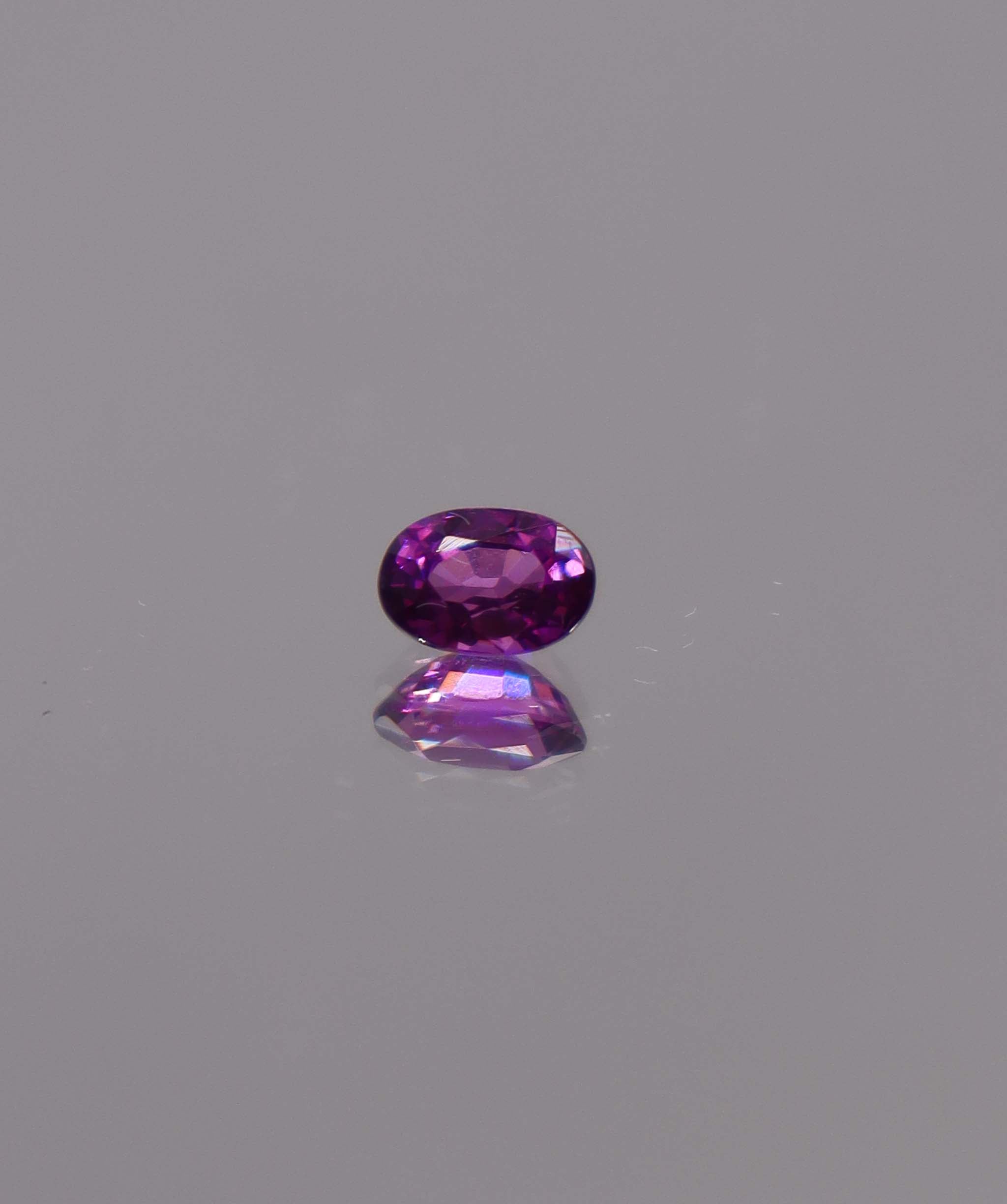 Luxury Promise 0.75ct Purple Rhodolite Garnet Oval DXBS6016