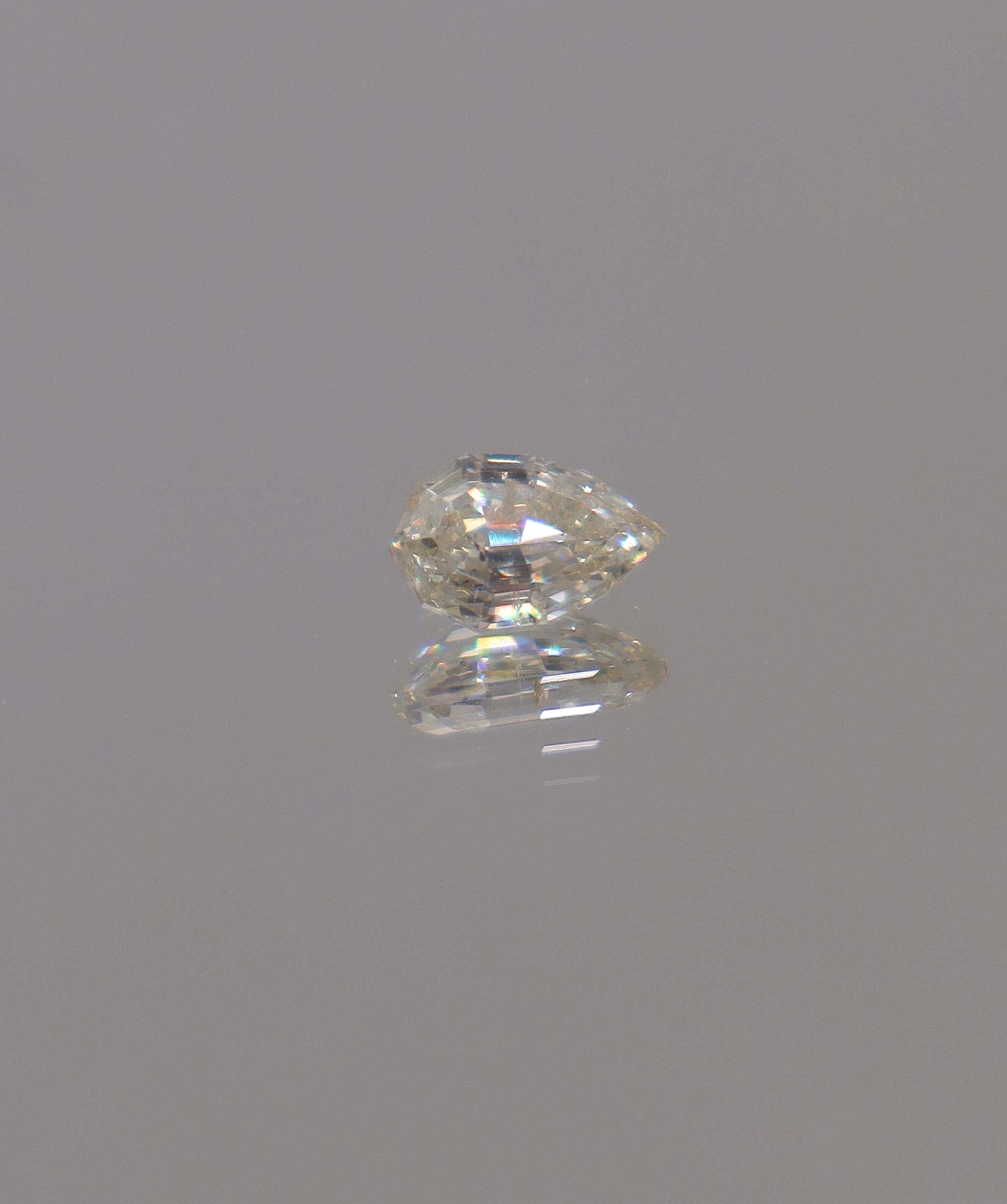 Luxury Promise 0.82CT LIGHT GREEN ANTIQUE PEARSHAPE DIAMOND DXBN0490