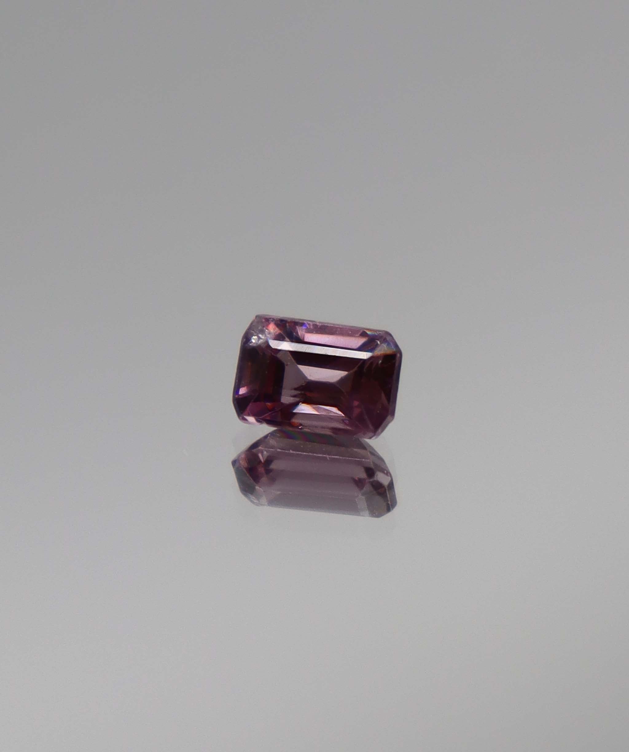 Luxury Promise 0.83ct Purple Spinel Emerald DXBCD1288