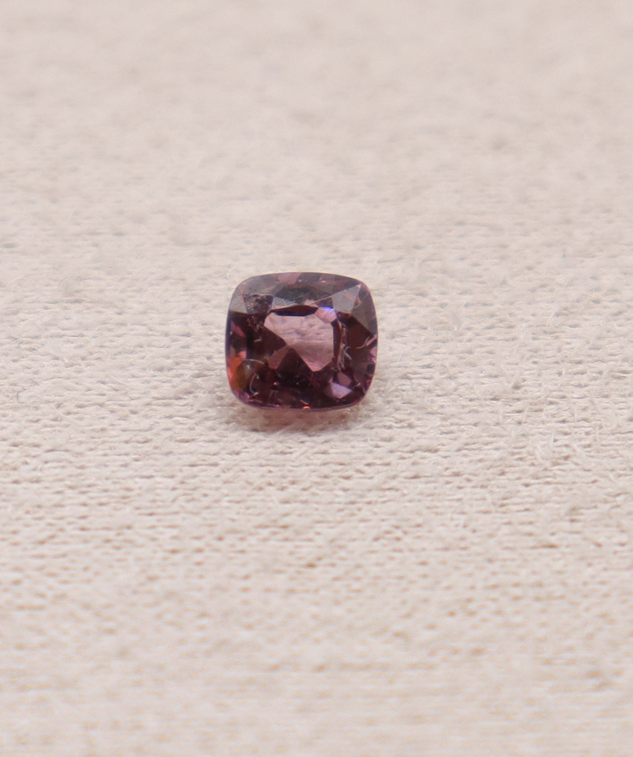 Luxury Promise 0.85ct Pink Cushion Spinel DXBS4937