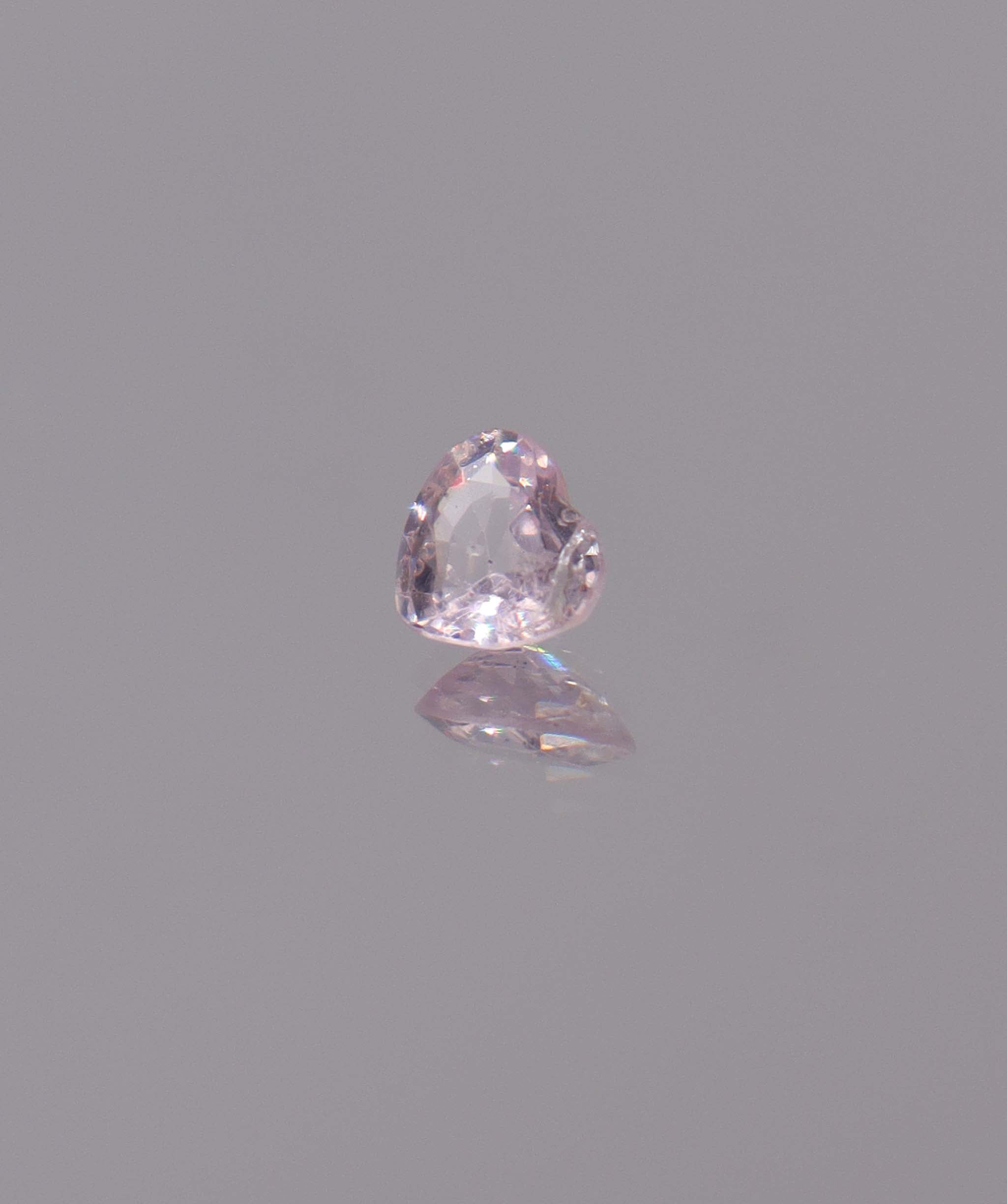 Luxury Promise 0.85ct pink sunset heart spinel DXBCD1110