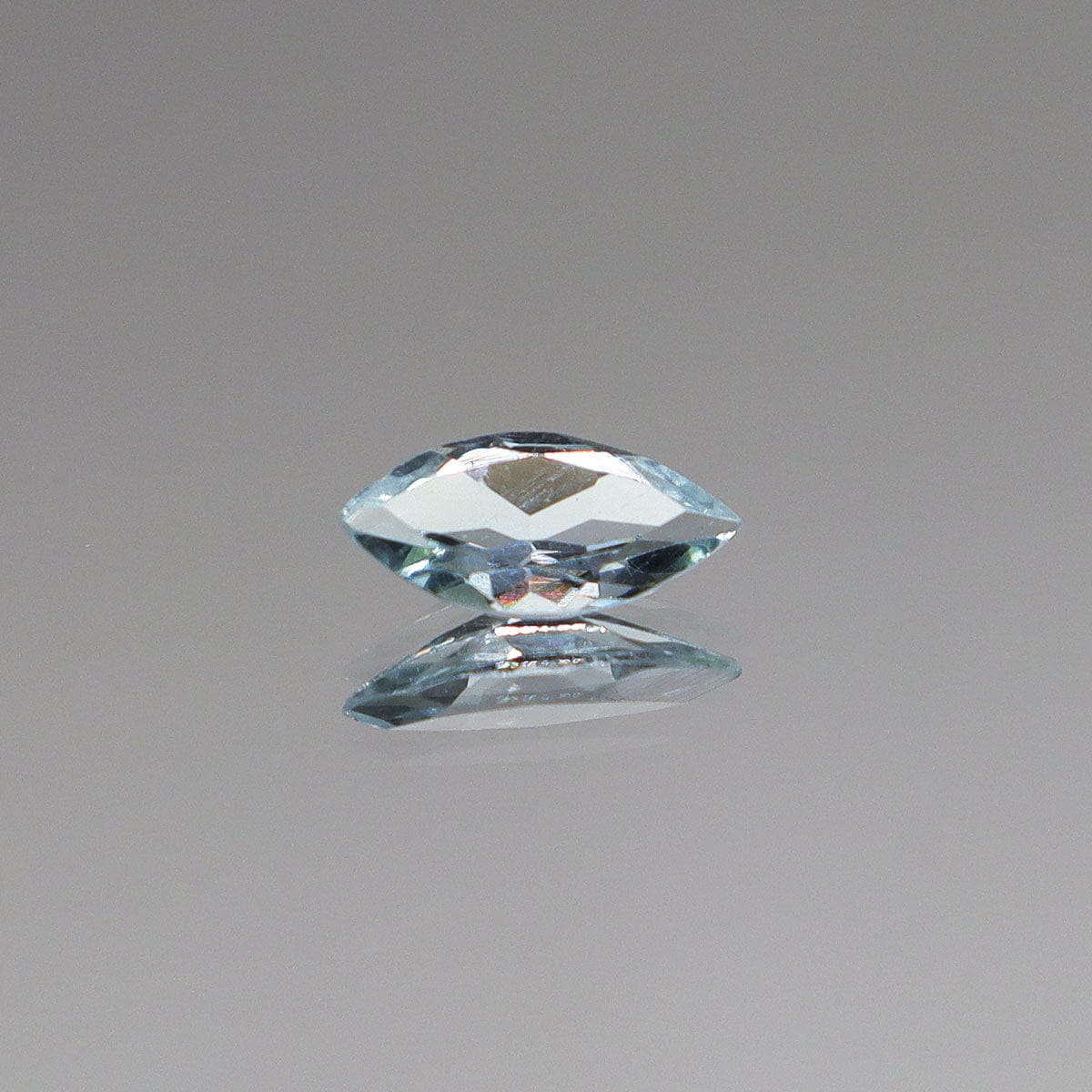 Luxury Promise 0.86ct Aquamarine marquise DXBCD0958