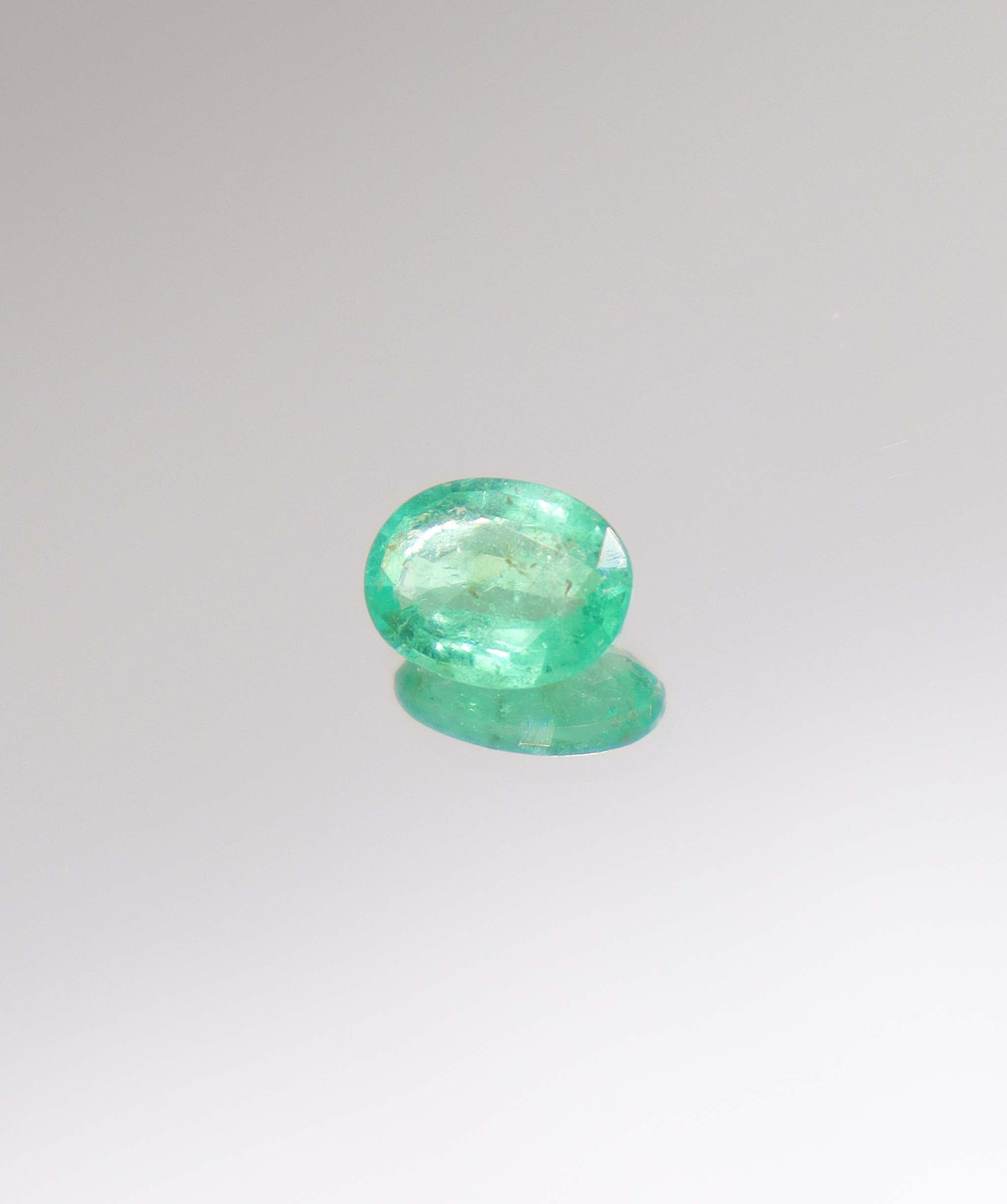 Luxury Promise 0.86ct Columbian Emeralds DXBCS0025