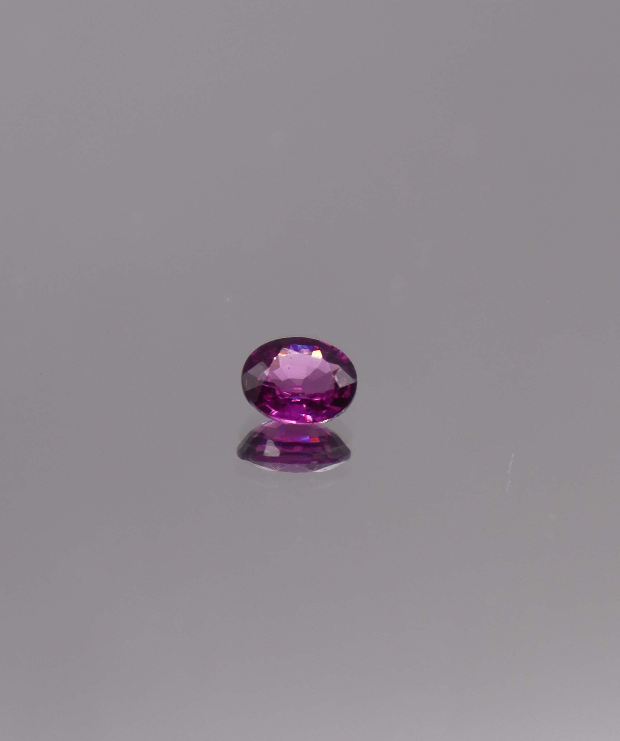 Luxury Promise 0.87ct Purple Rhodolite Garnet Oval DXBS6032