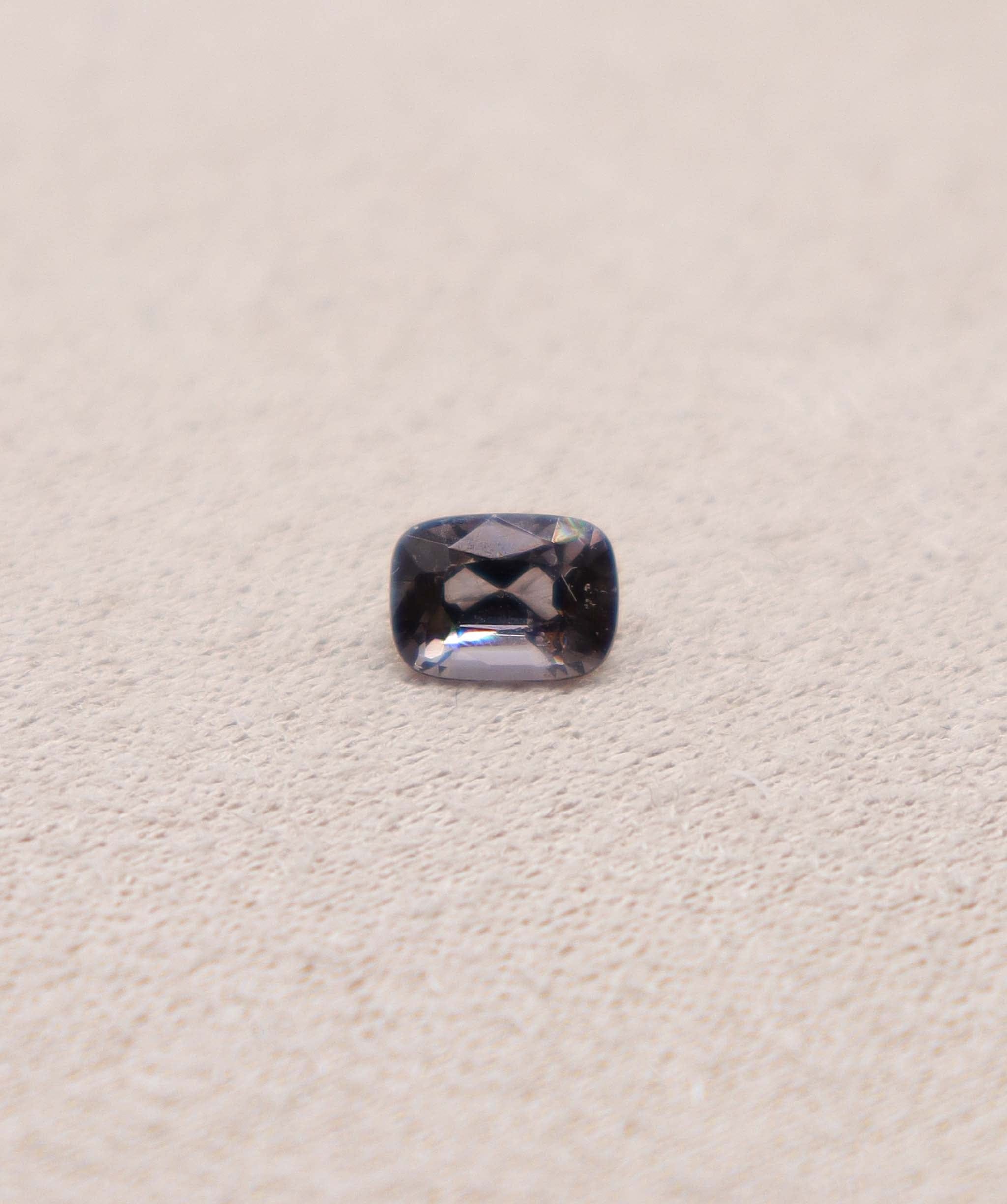 Luxury Promise 0.8ct Grey Elongated Cushion Spinel DXBS4891