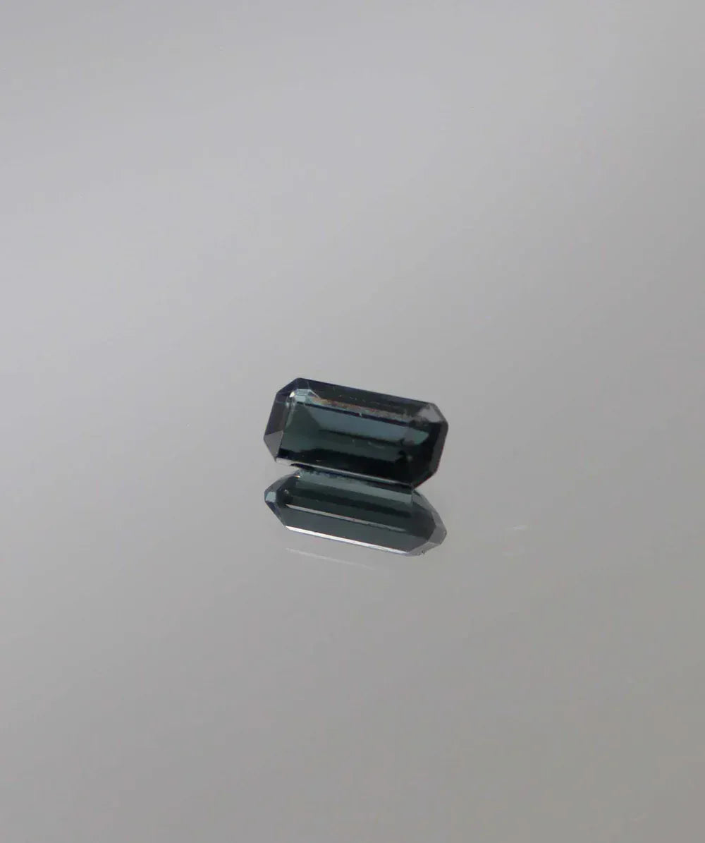 Luxury Promise 0.90ct Blue Spinel Emerald DXBCS3151