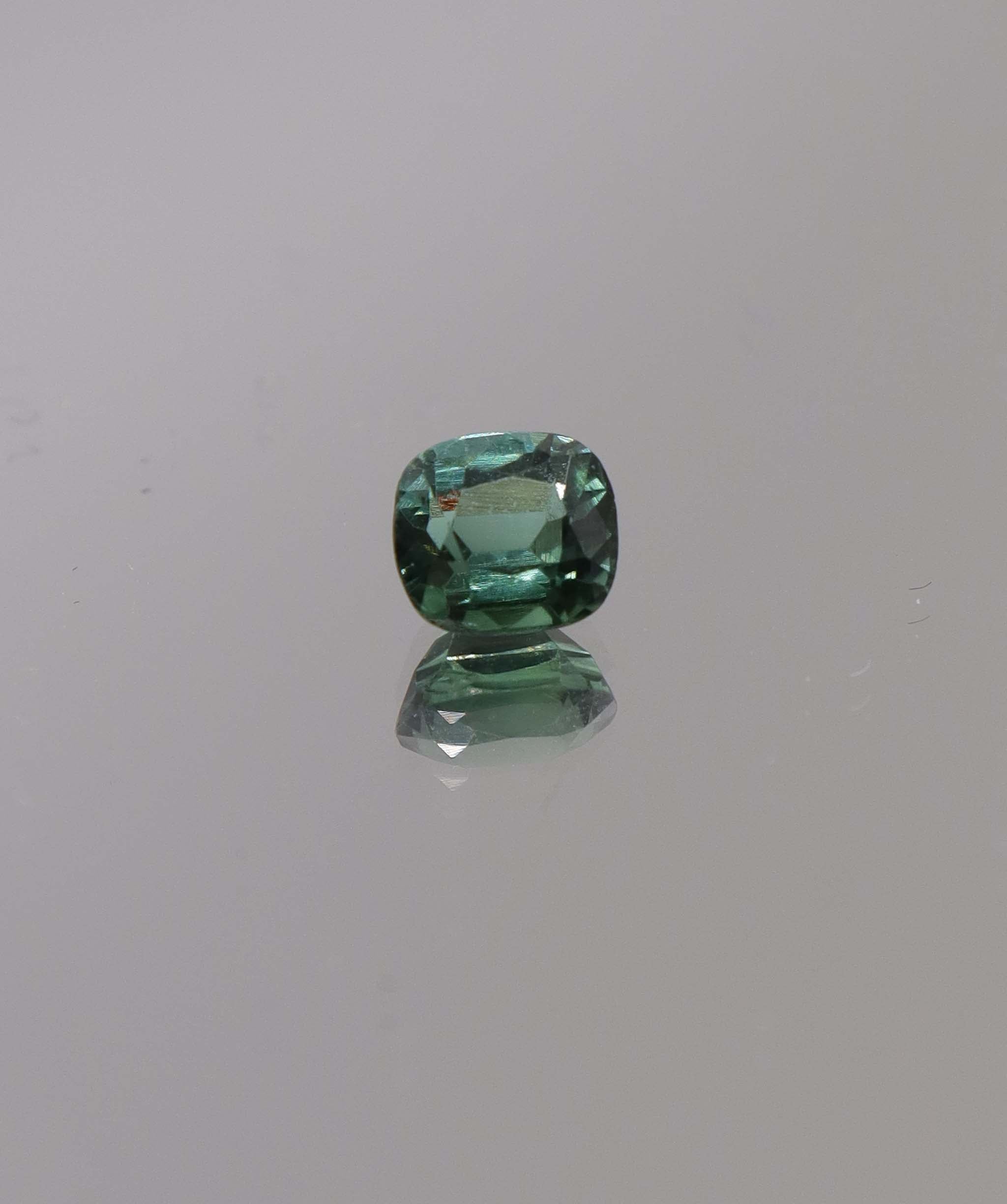 Luxury Promise 0.90ct Lagoon Tourmaline Single DXBCS1020