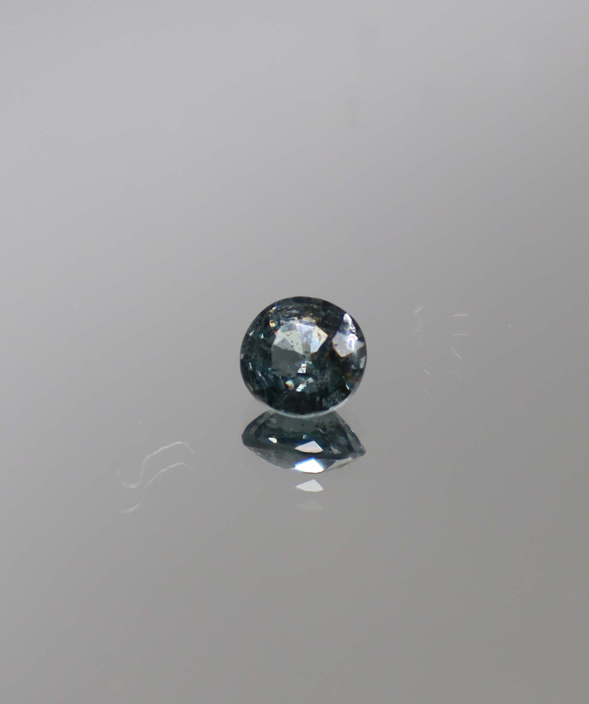 Luxury Promise 0.91ct Gray Spinel Round DXBCD1318