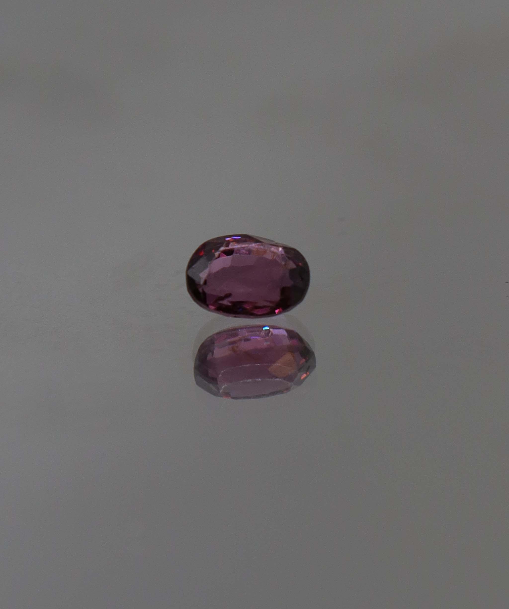 Luxury Promise 0.92ct Burma Red Spinel DXBCS0275