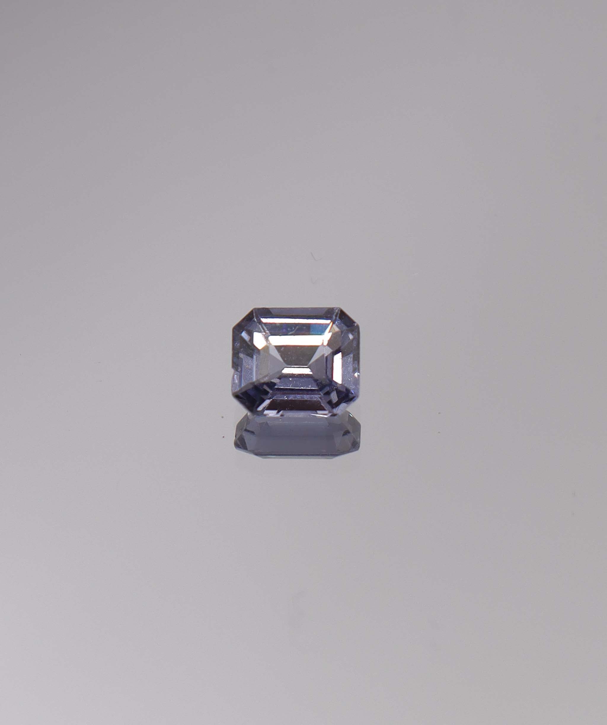 Luxury Promise 0.92ct Lavender Spinel Emerald DXBCS1589