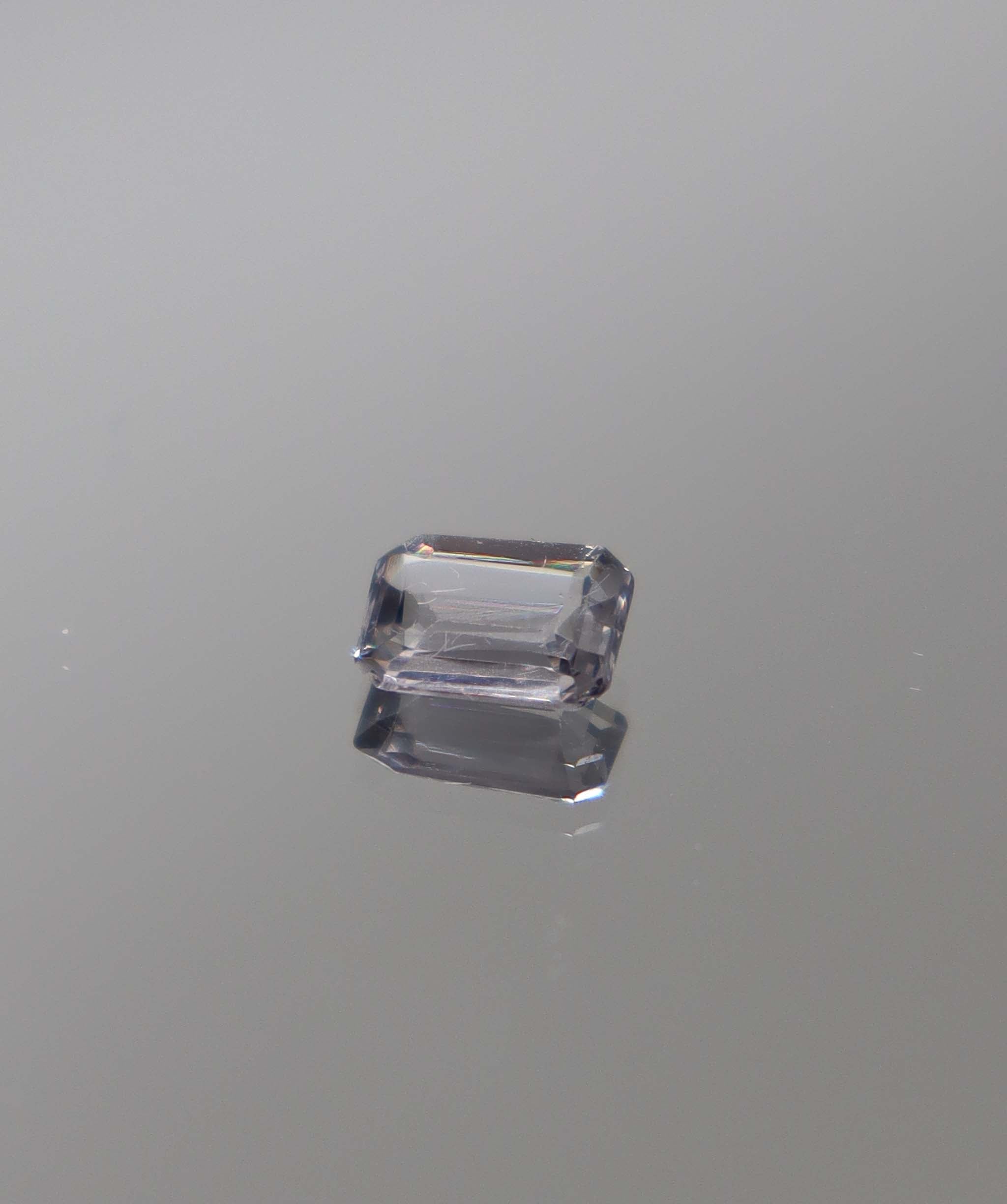 Luxury Promise 0.94ct Gray Spinel Emerald DXBCD1293